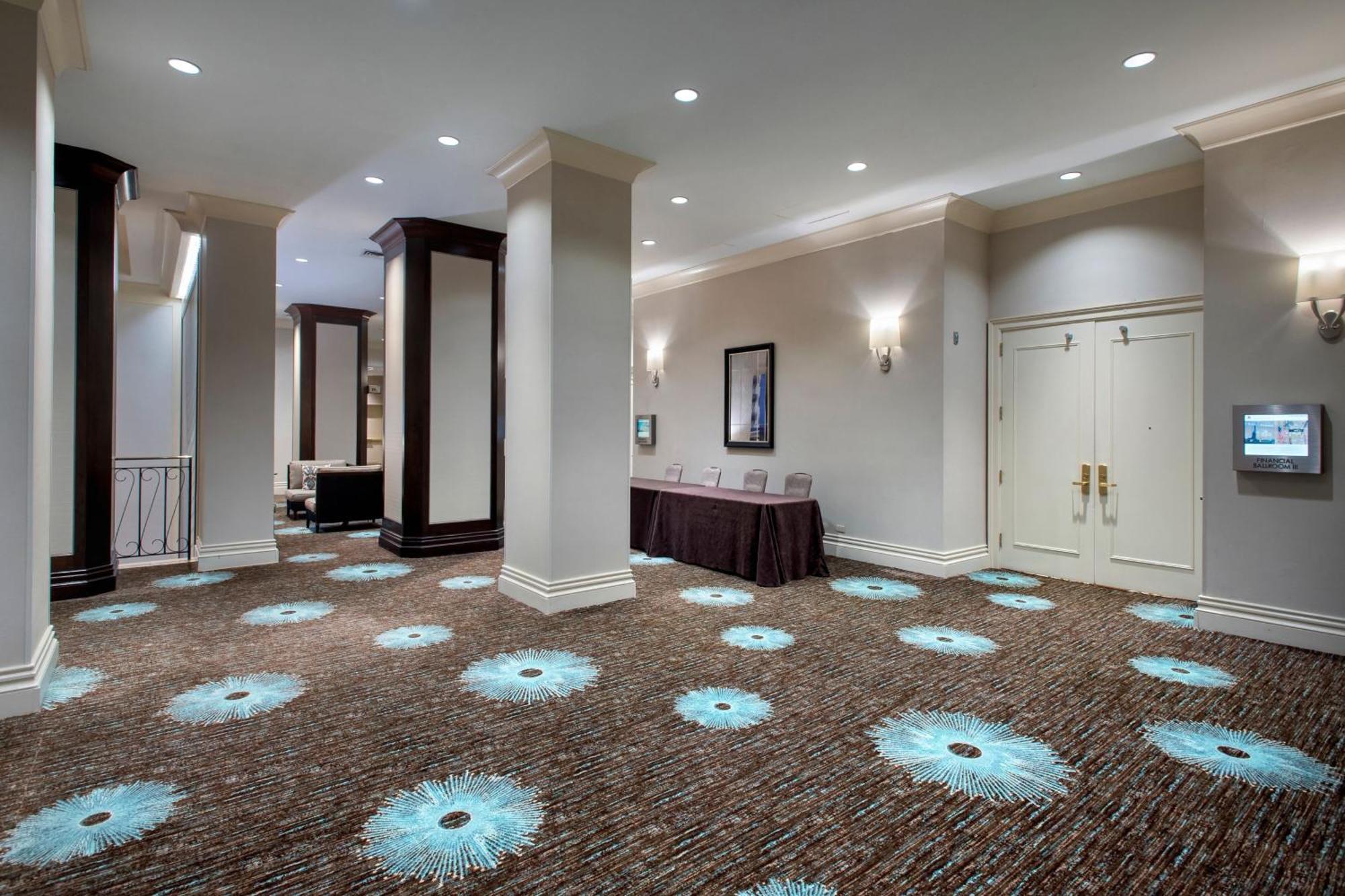 Marriott Downtown Hotel 4*