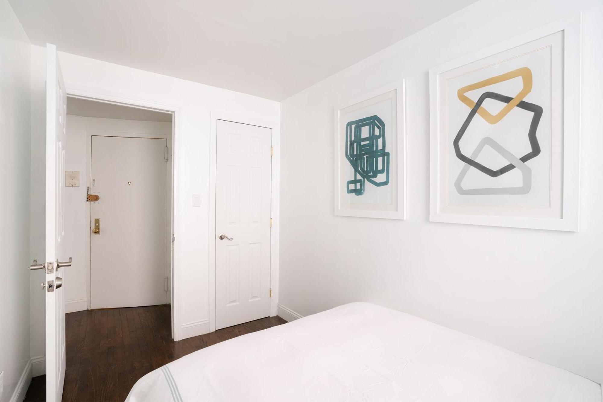 1435-3-3 Bedrooms 2bath W D Prime Upper East Apartment