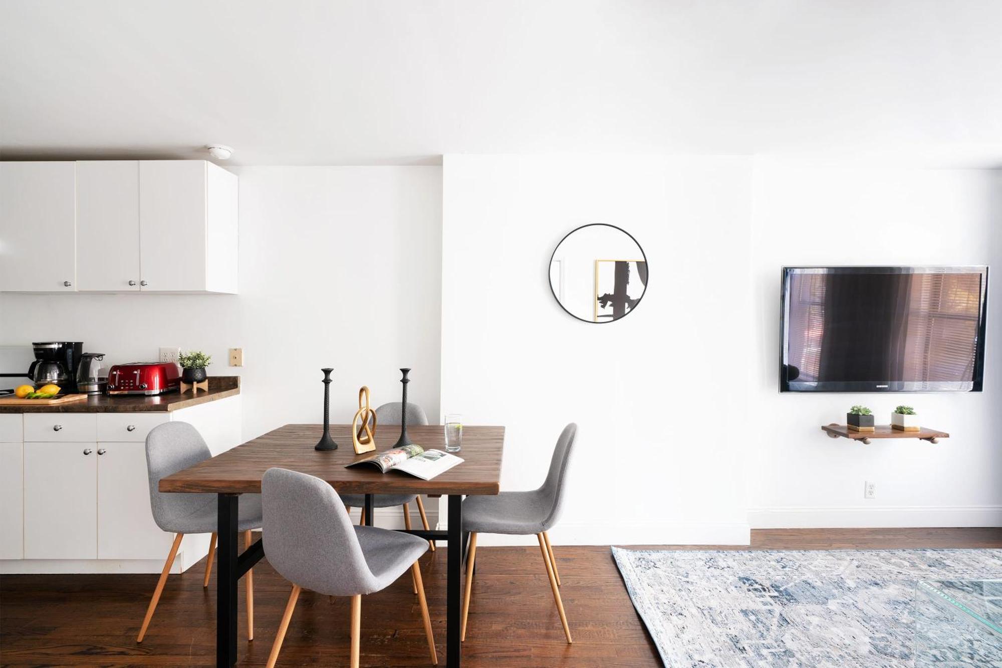 1435-3-3 Bedrooms 2bath W D Prime Upper East * New York