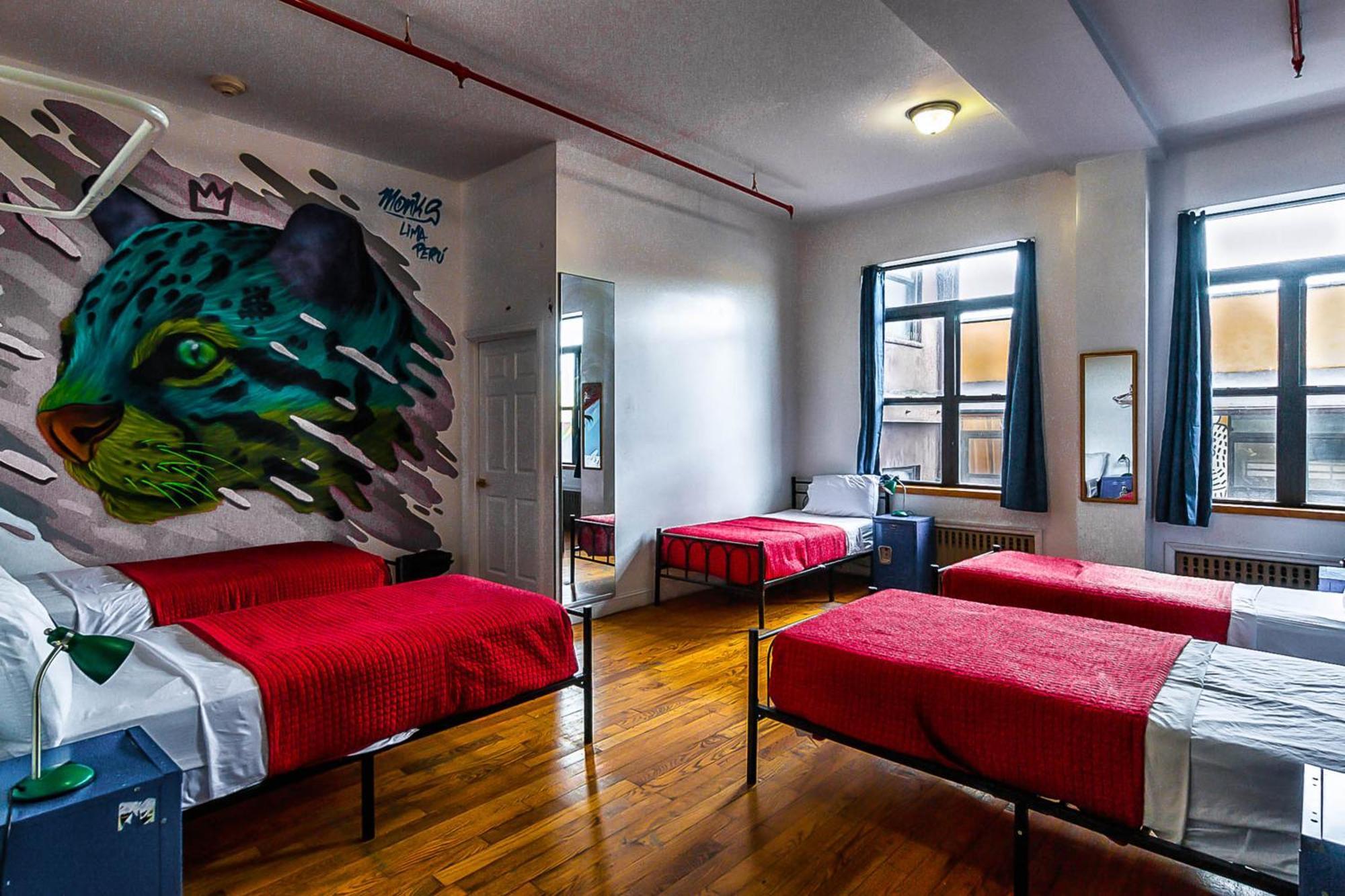 Ny Moore Hostel New York