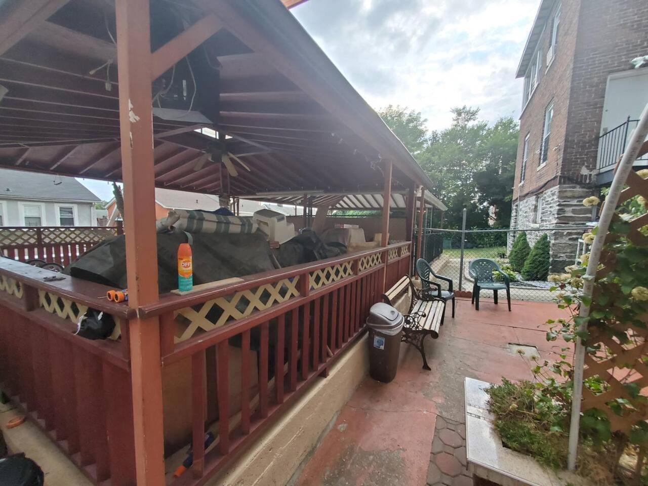 Lovely 2 Bedroom With 2 Entrance And Parking