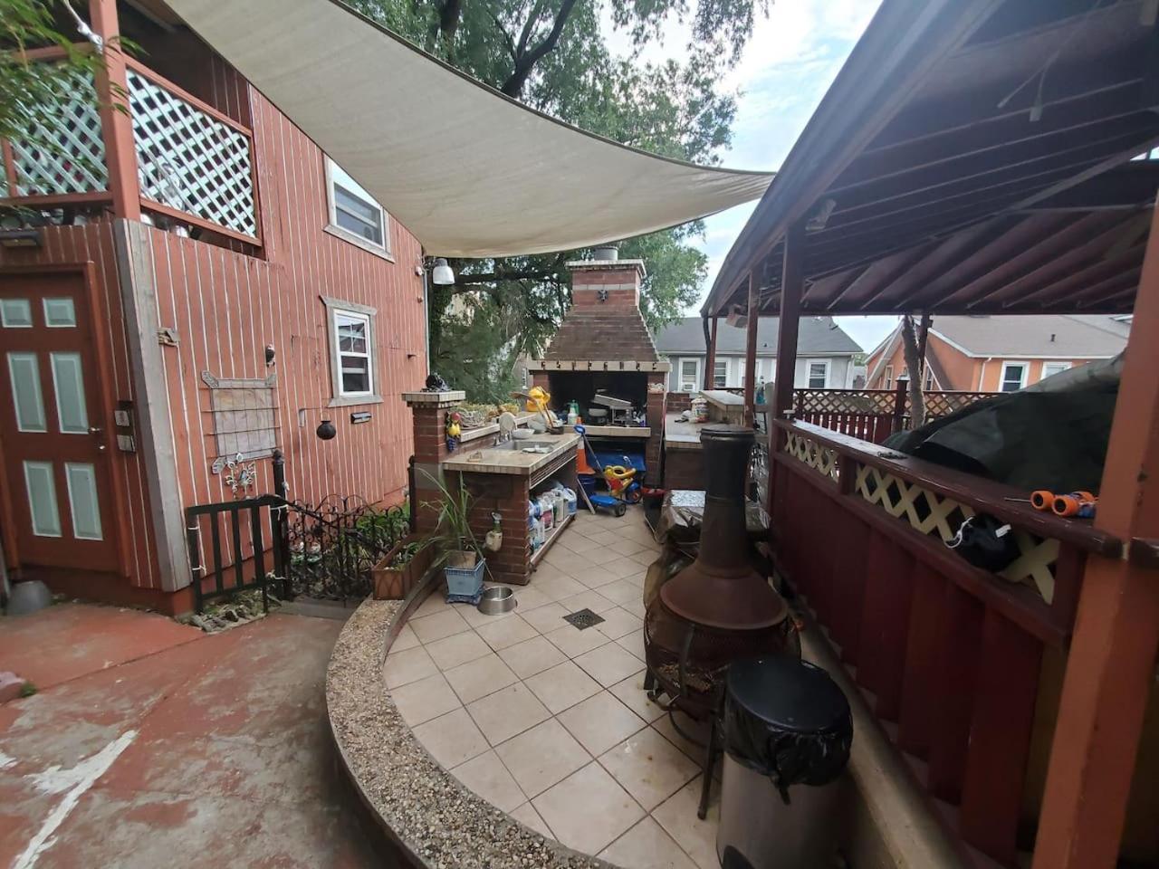 Lovely 2 Bedroom With 2 Entrance And Parking Apartment New York