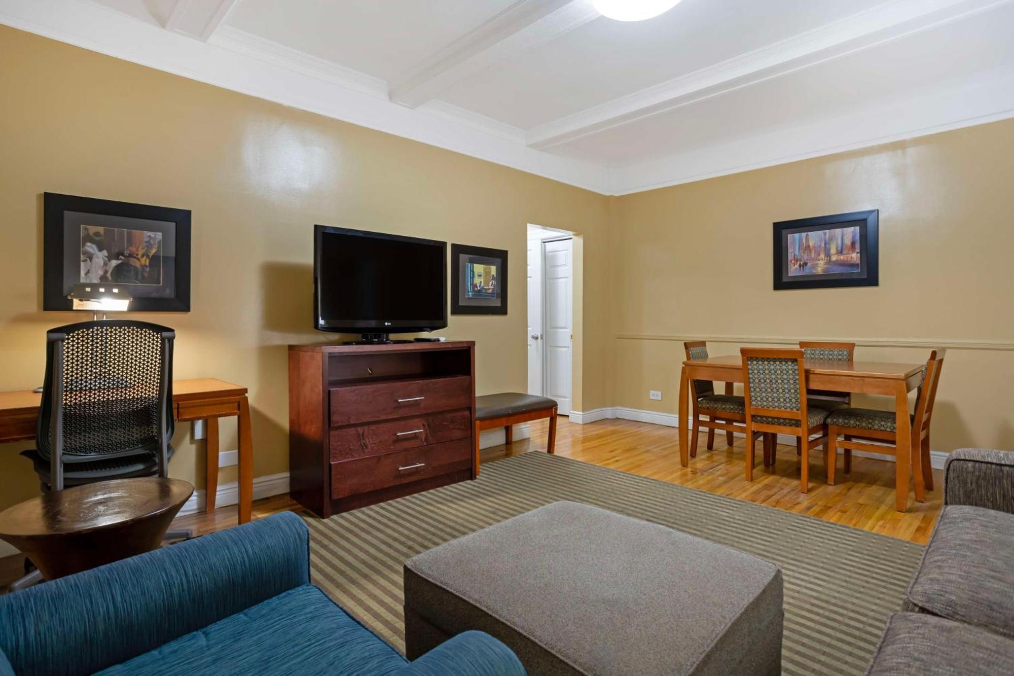 Best Western Plus Hospitality House New York