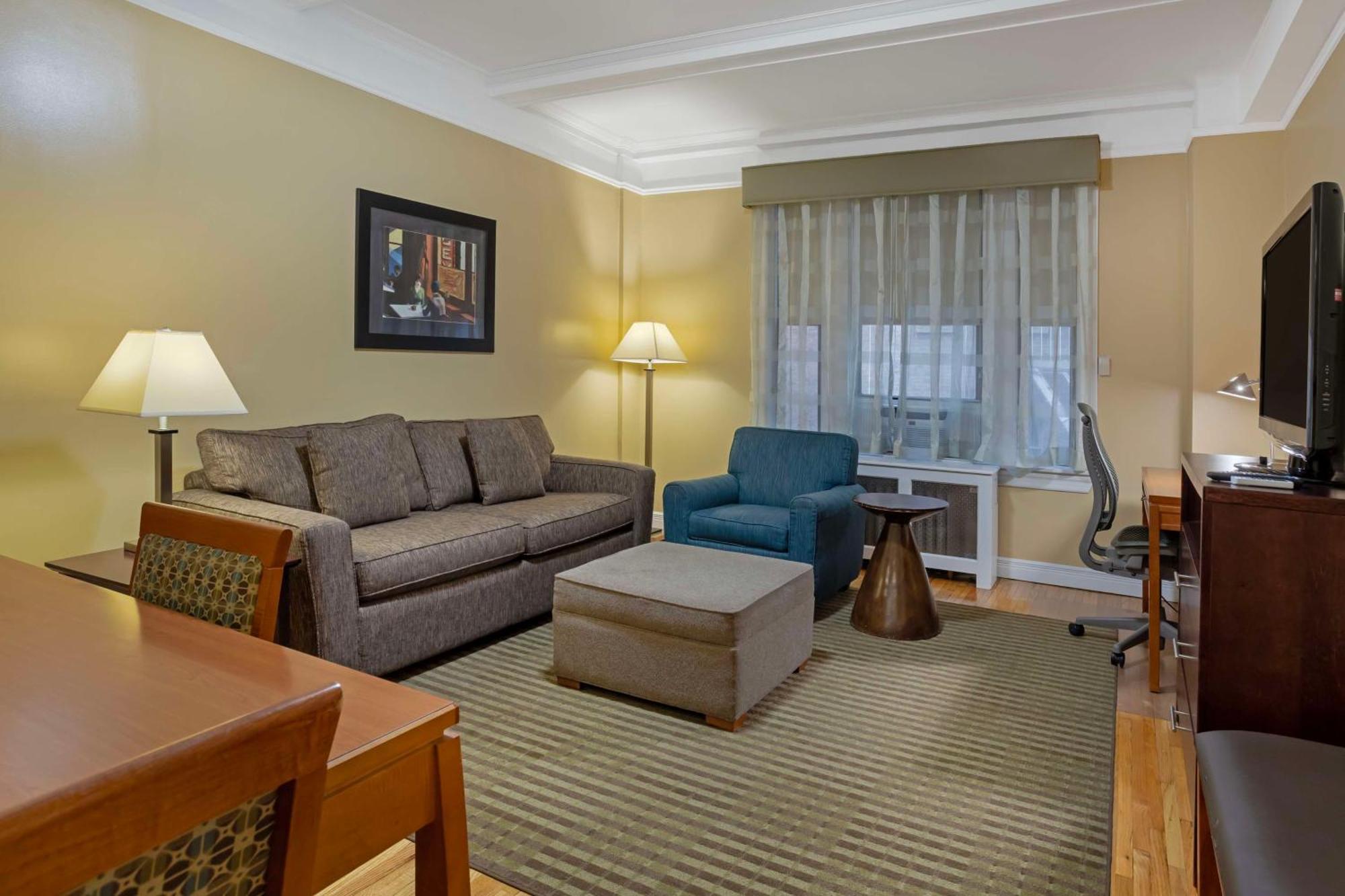 Best Western Plus Hospitality House New York