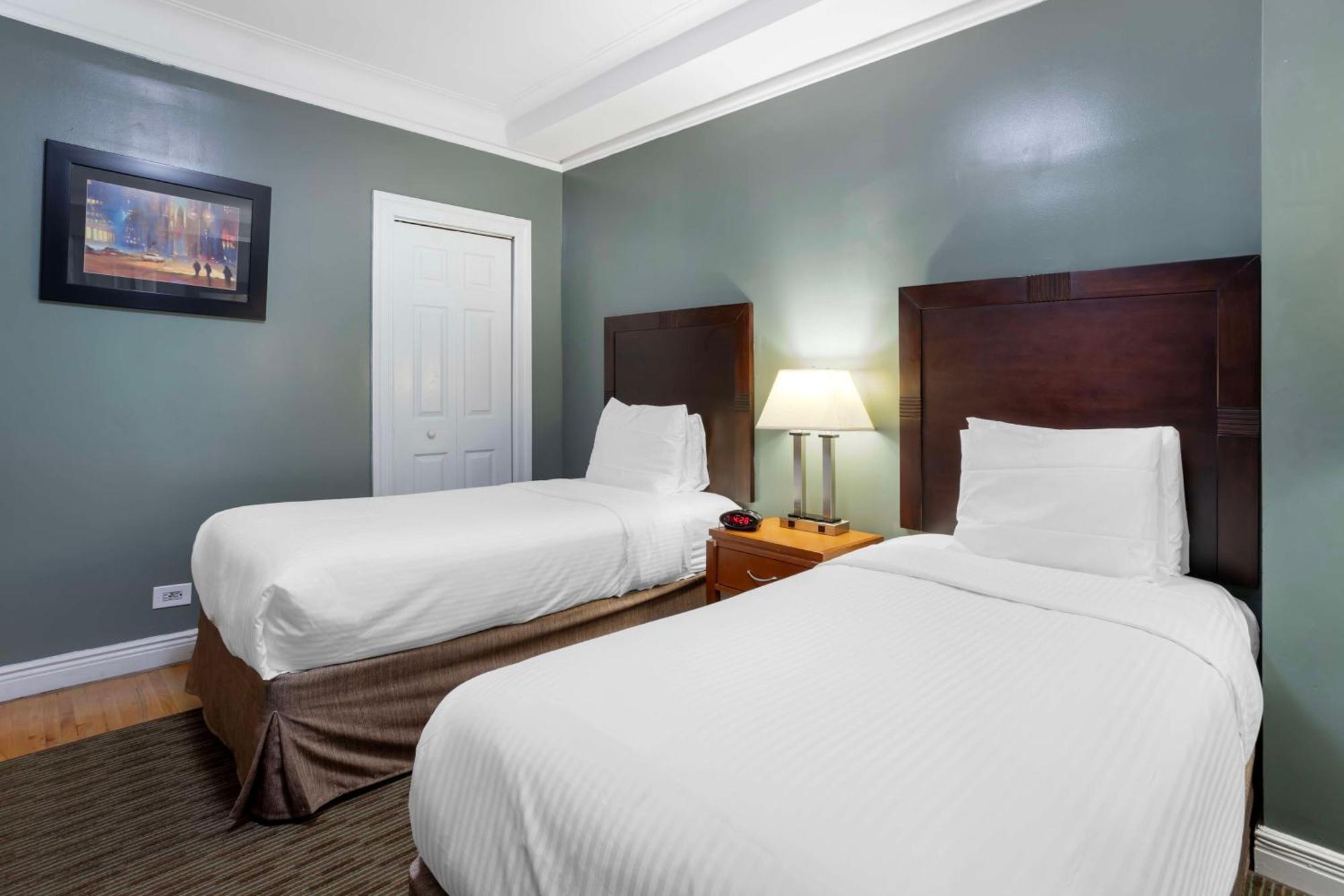 Best Western Plus Hospitality House 3*