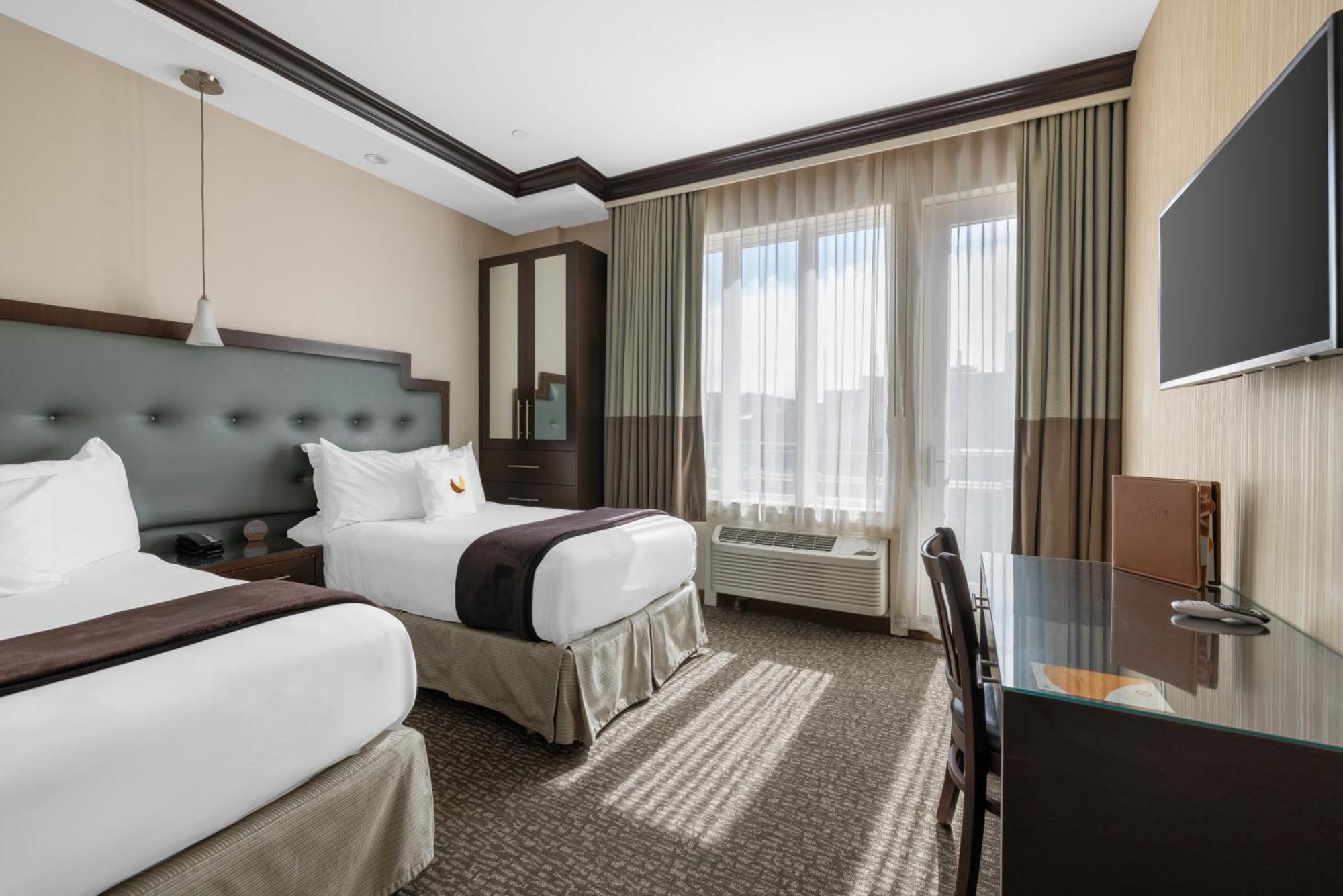 Hotel Aura Hotel Brooklyn New York
