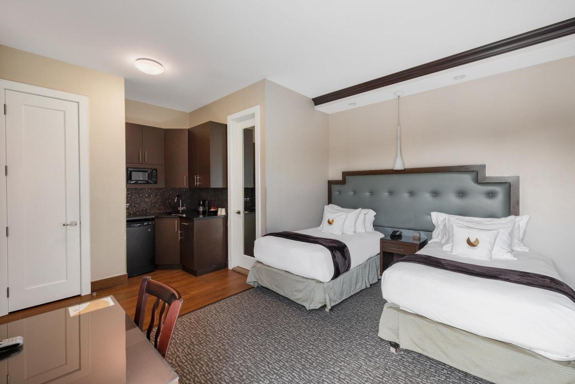 Aura Hotel Brooklyn Hotel 4*