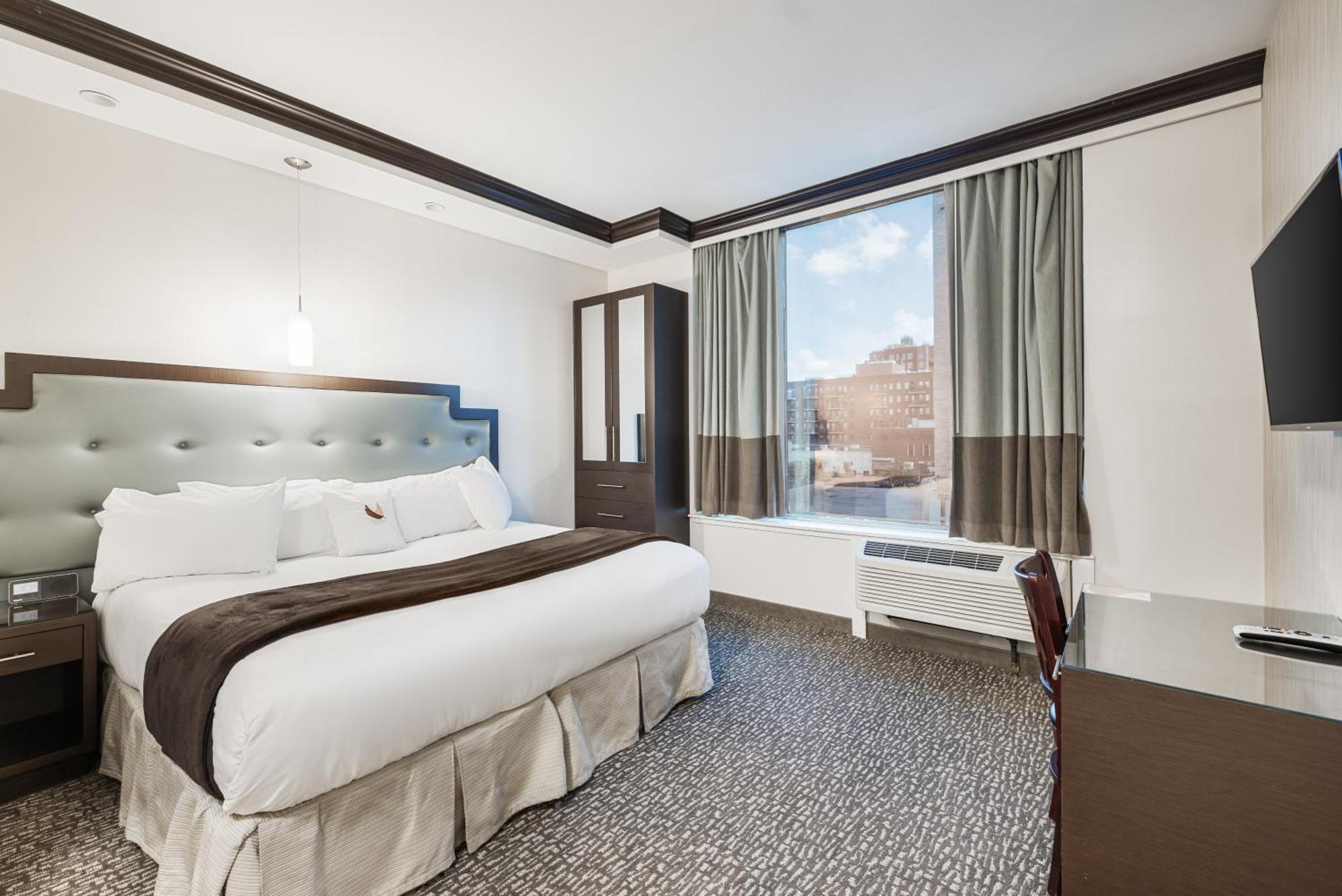Aura Hotel Brooklyn New York