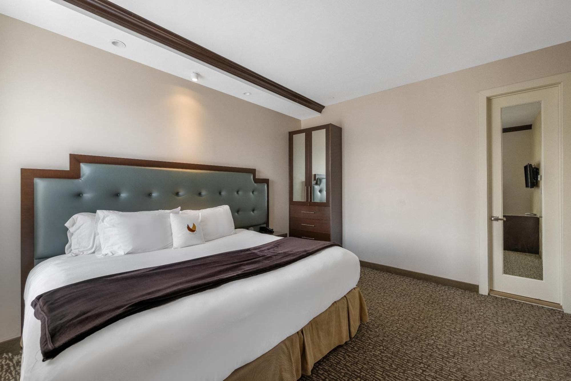 Aura Hotel Brooklyn Hotel New York