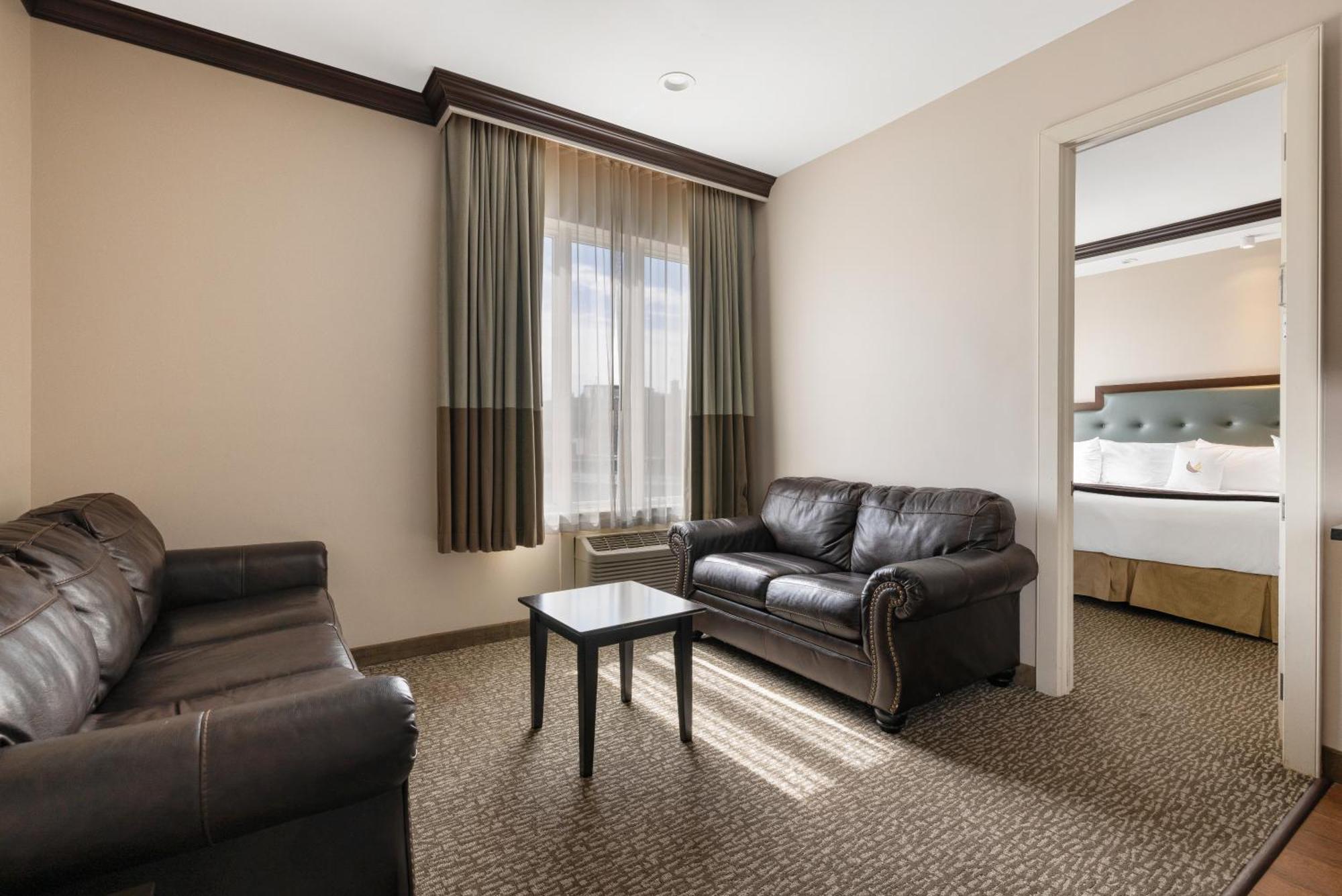 Hotel Aura Hotel Brooklyn