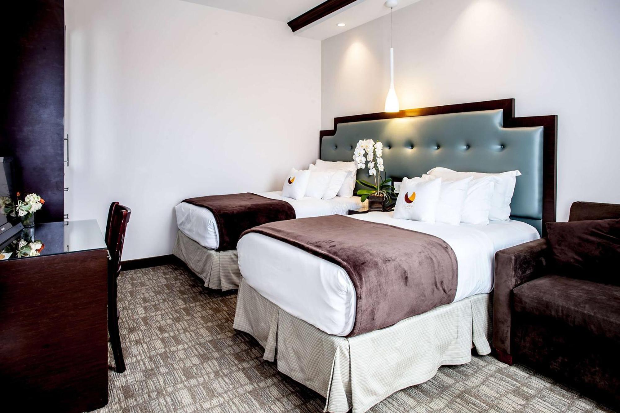 Hotel Aura Hotel Brooklyn New York
