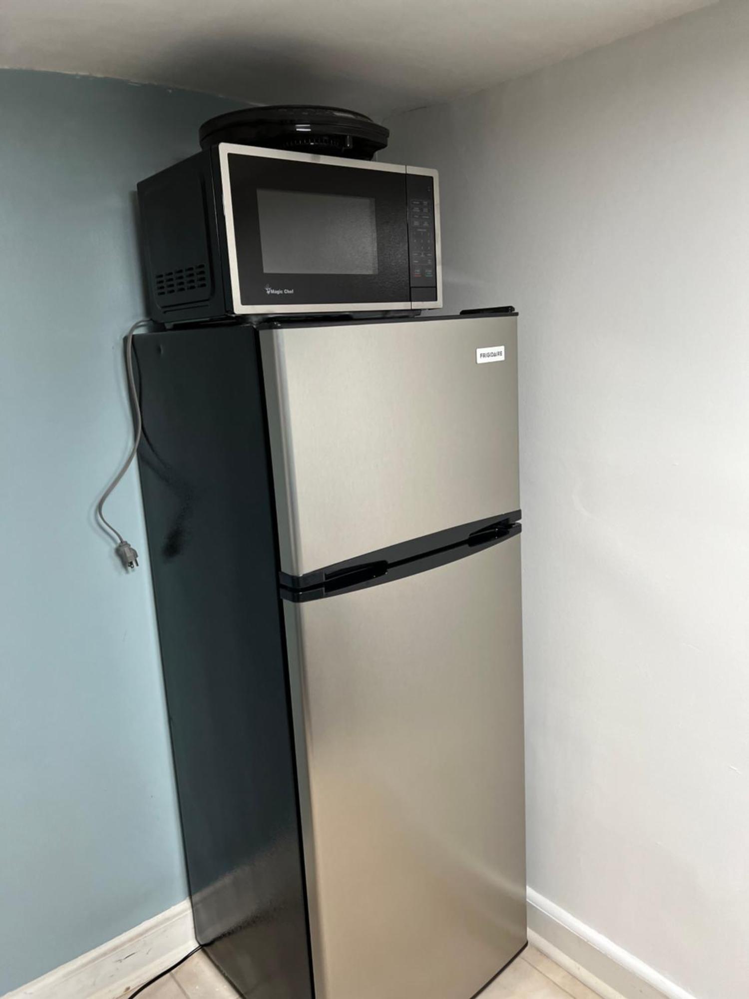 No Apt H 1 Basement Adrress Is Francis Lewis Blvd Queens Village New York