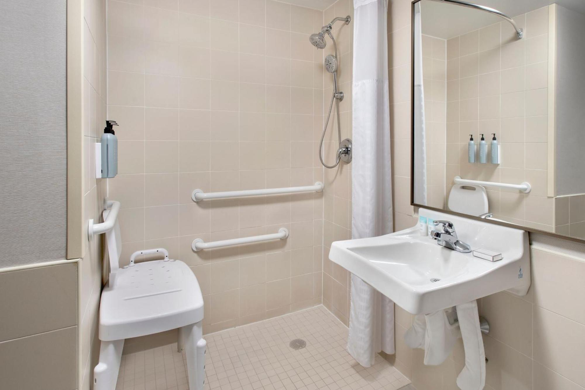 Hotel Fairfield By Marriott Laguardia Airport/flushing