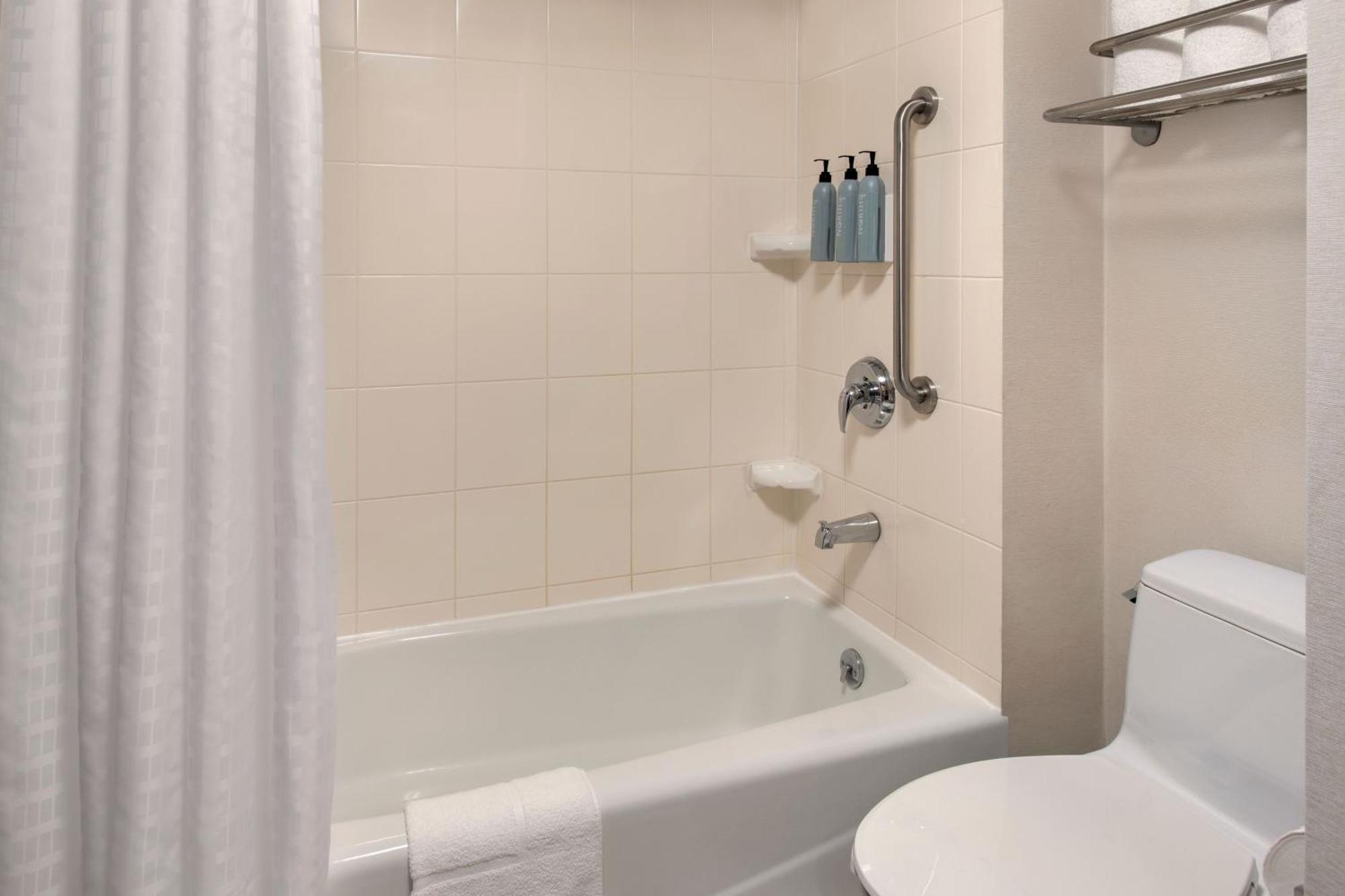 Fairfield By Marriott Laguardia Airport/flushing Hotel