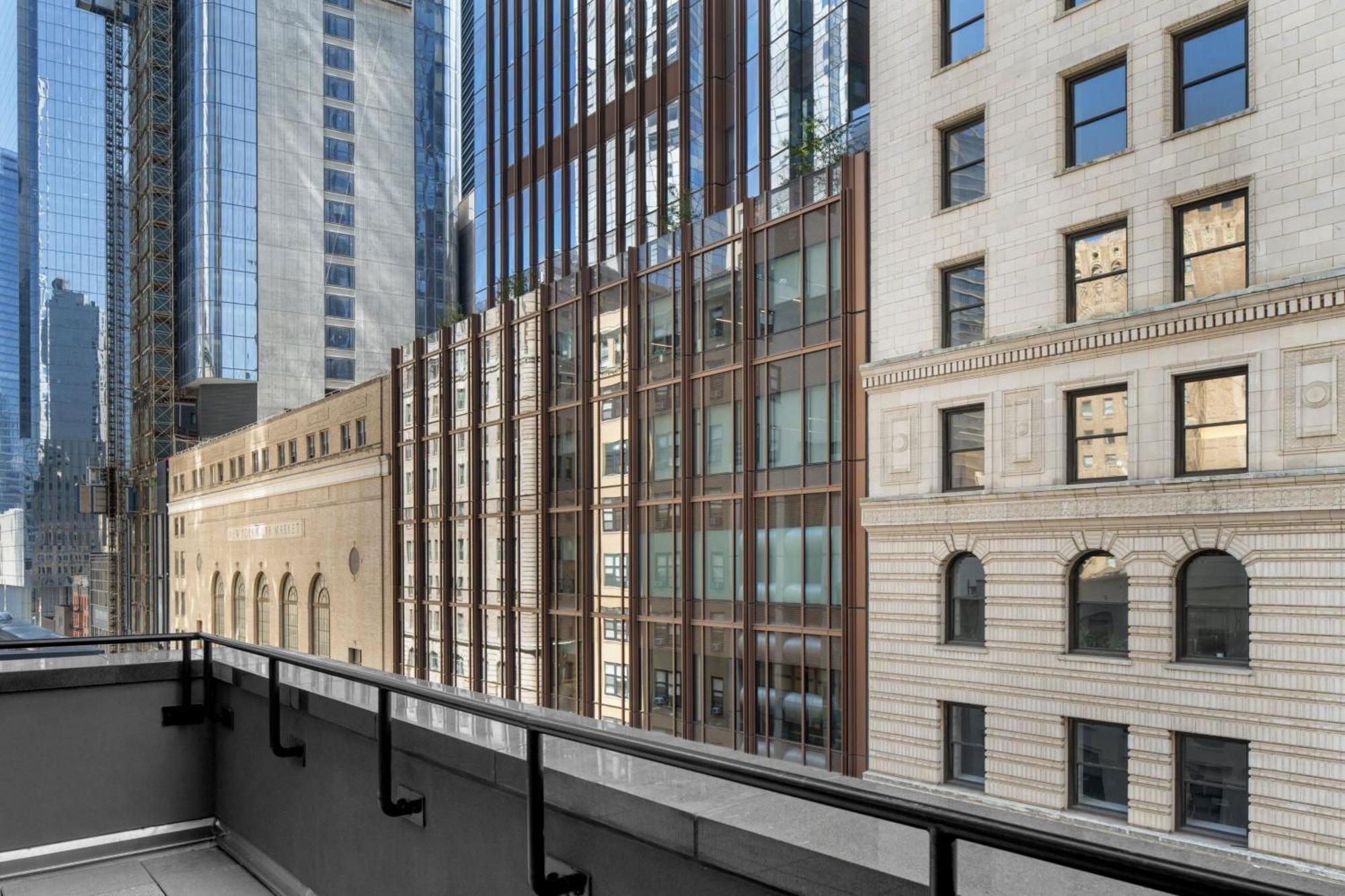 Courtyard By Marriott World Trade Center Area Hotel