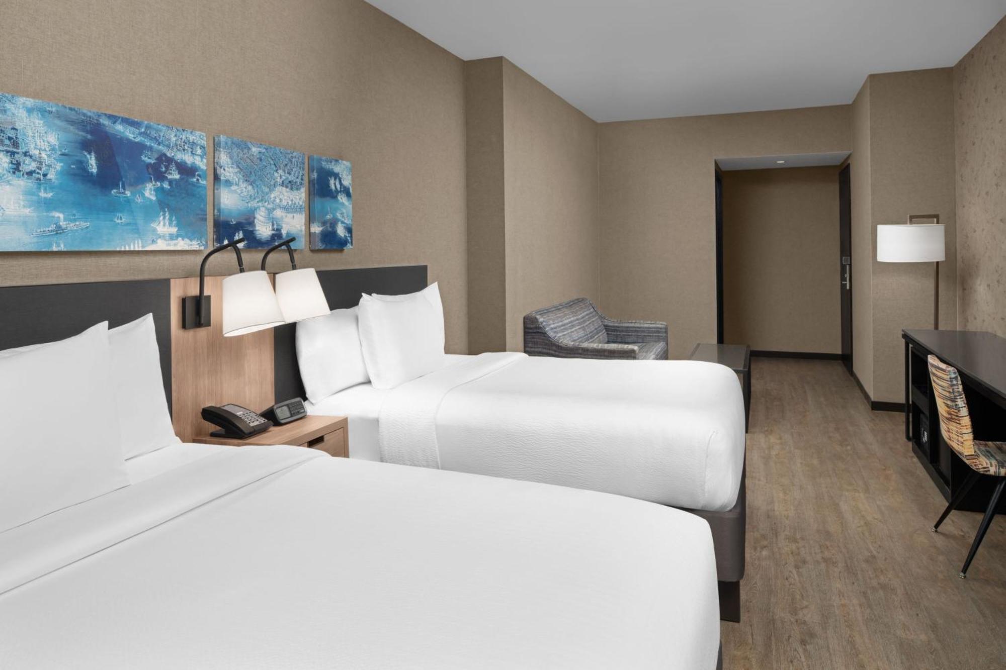 Courtyard By Marriott World Trade Center Area Hotel New York