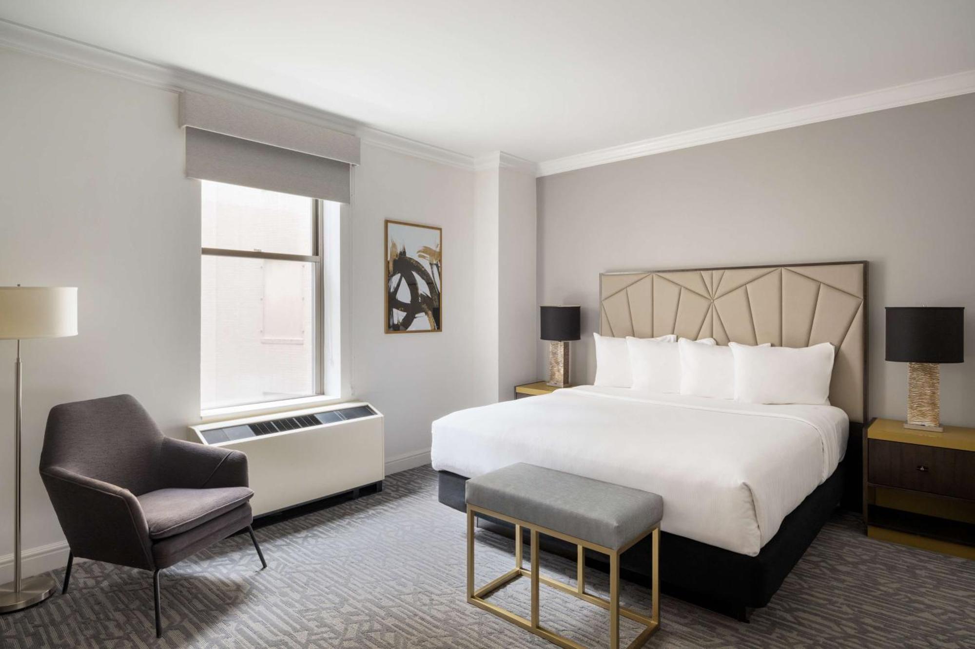 Martinique On Broadway, Curio Collection By Hilton Hotel
