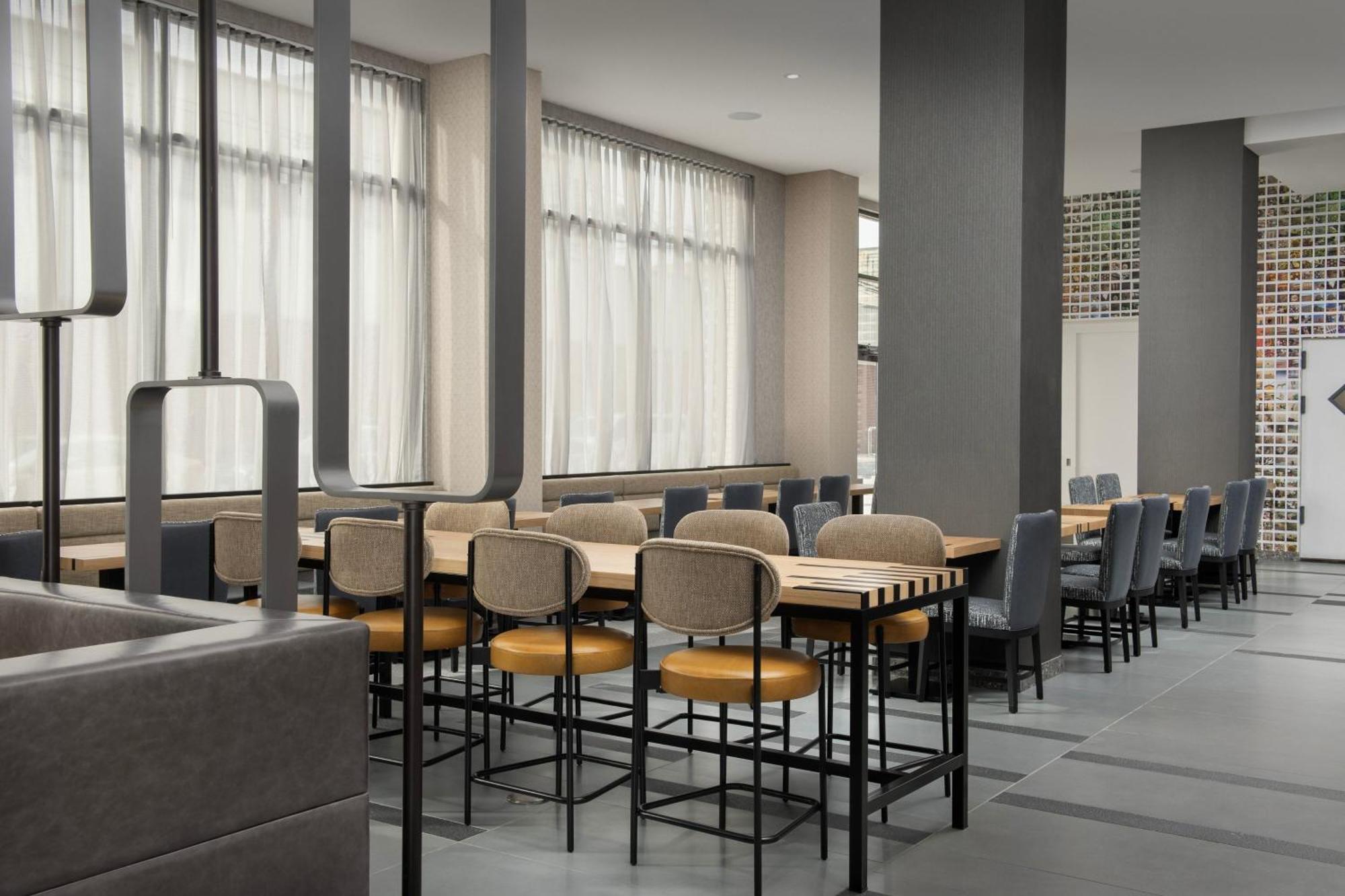 Springhill By Marriott Queens 3* New York