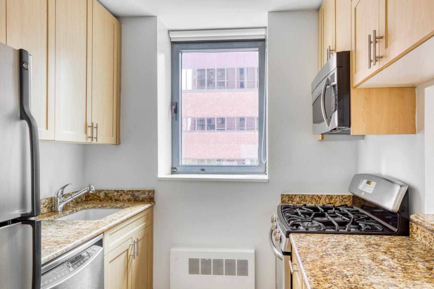 Apartment Midtown 1br W Dm Elevator Gym Nr Times Sq Nyc-799 *