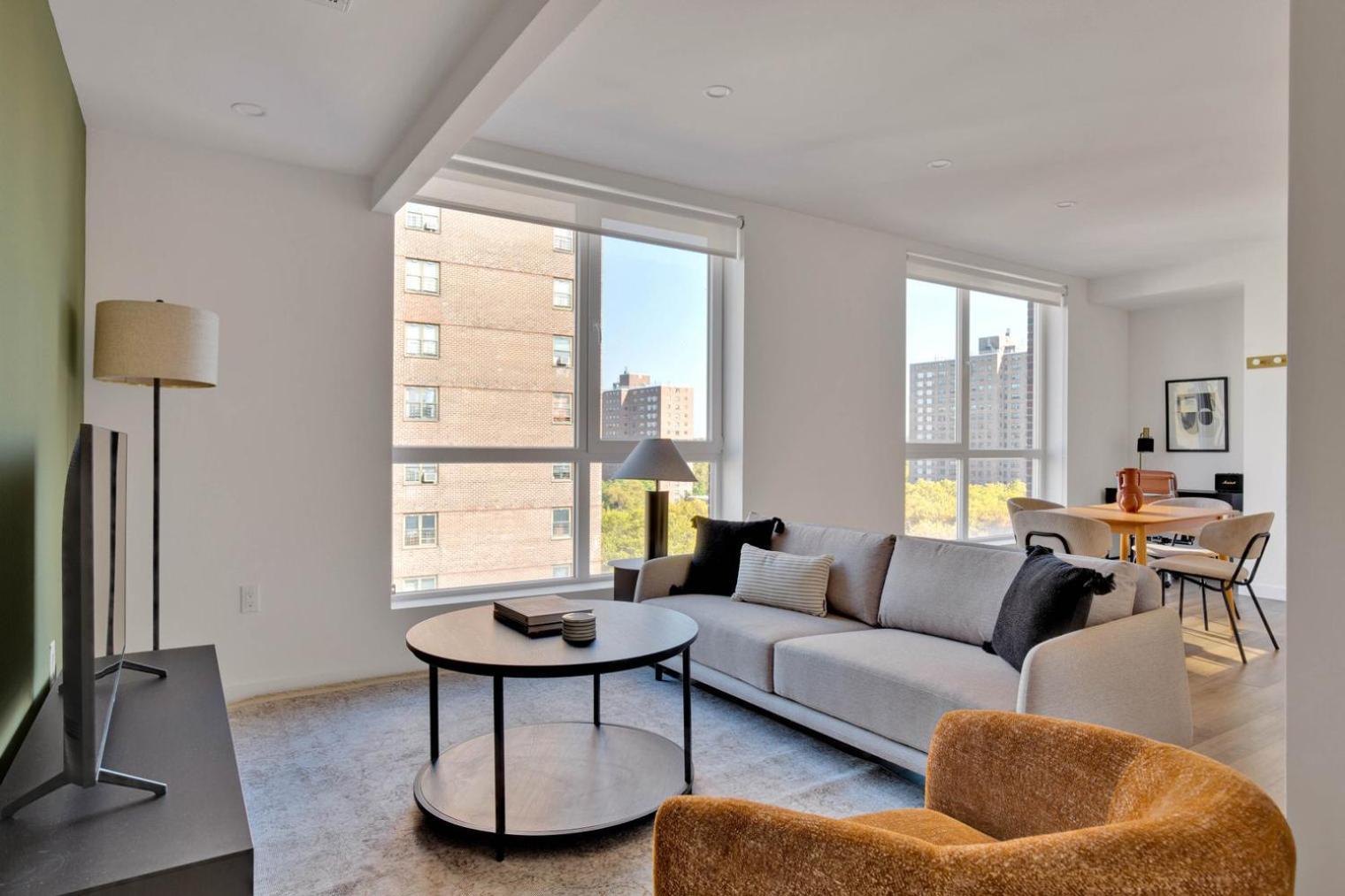 Uws 2br W Elevator Wd Nr Park Nyc-1018