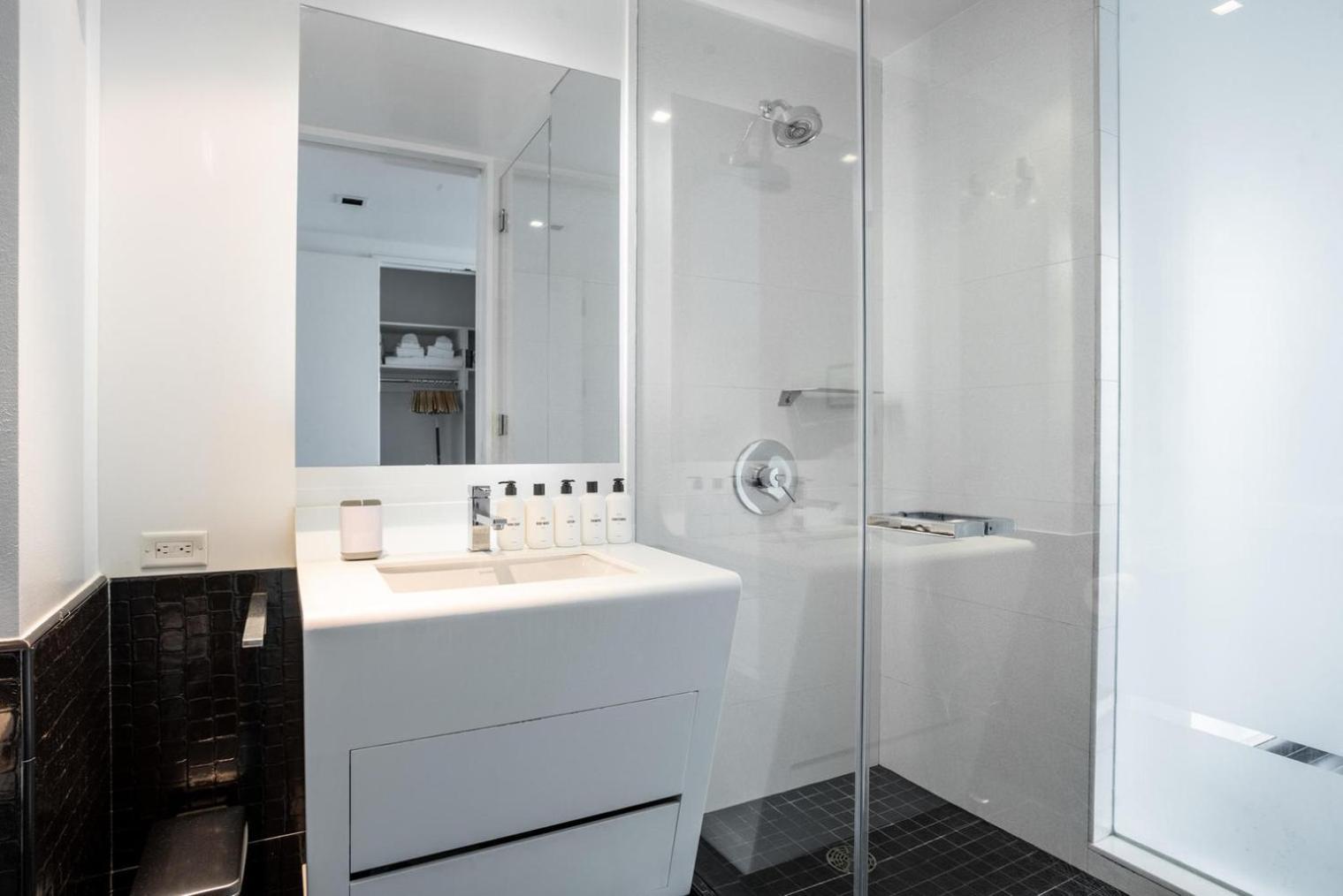 Tribeca Studio W Elevator Nr World Trade Center Nyc-1357 Apartment