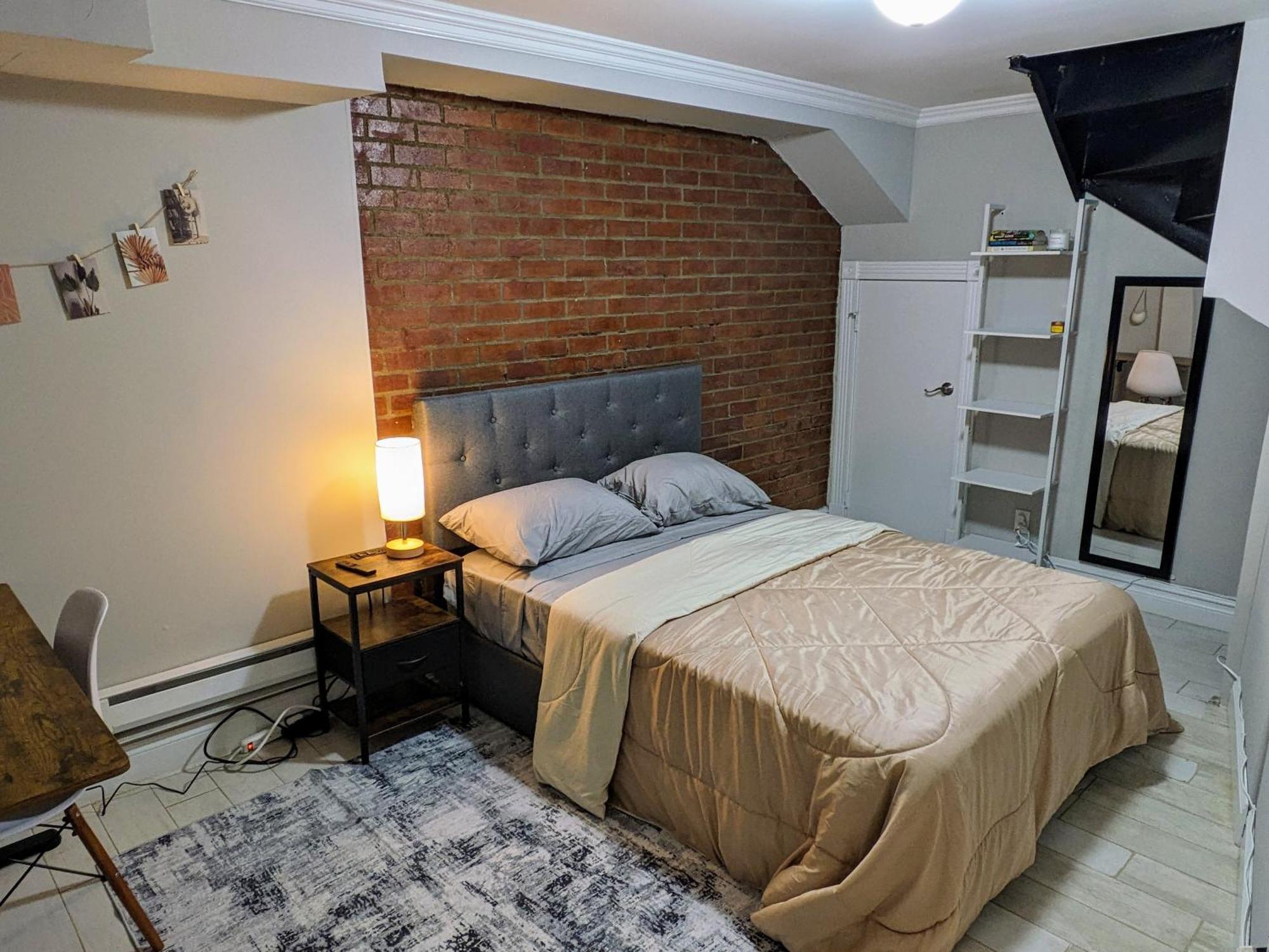 Private At A 3 Bedroom At The Heart Of East Village - Shared * New York