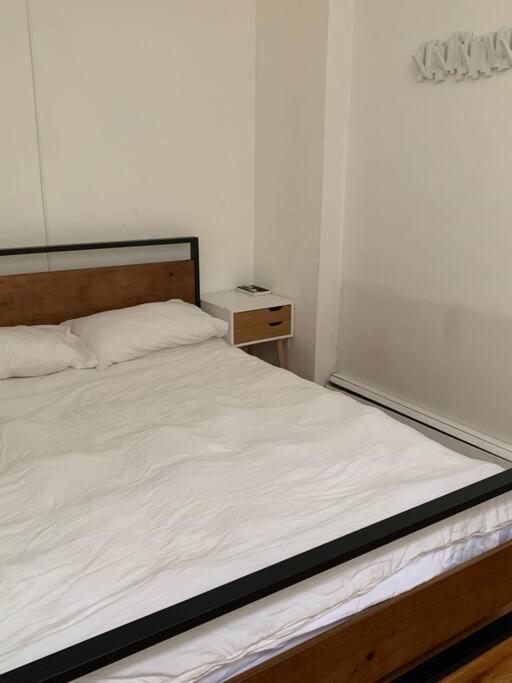 Beautiful & Massive 4 Bdr With Bonus Perks! * New York