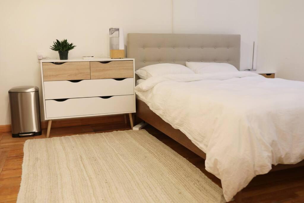 Beautiful & Massive 4 Bdr With Bonus Perks! Apartment New York