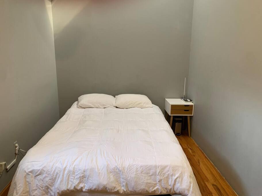 Beautiful & Massive 4 Bdr With Bonus Perks! * New York