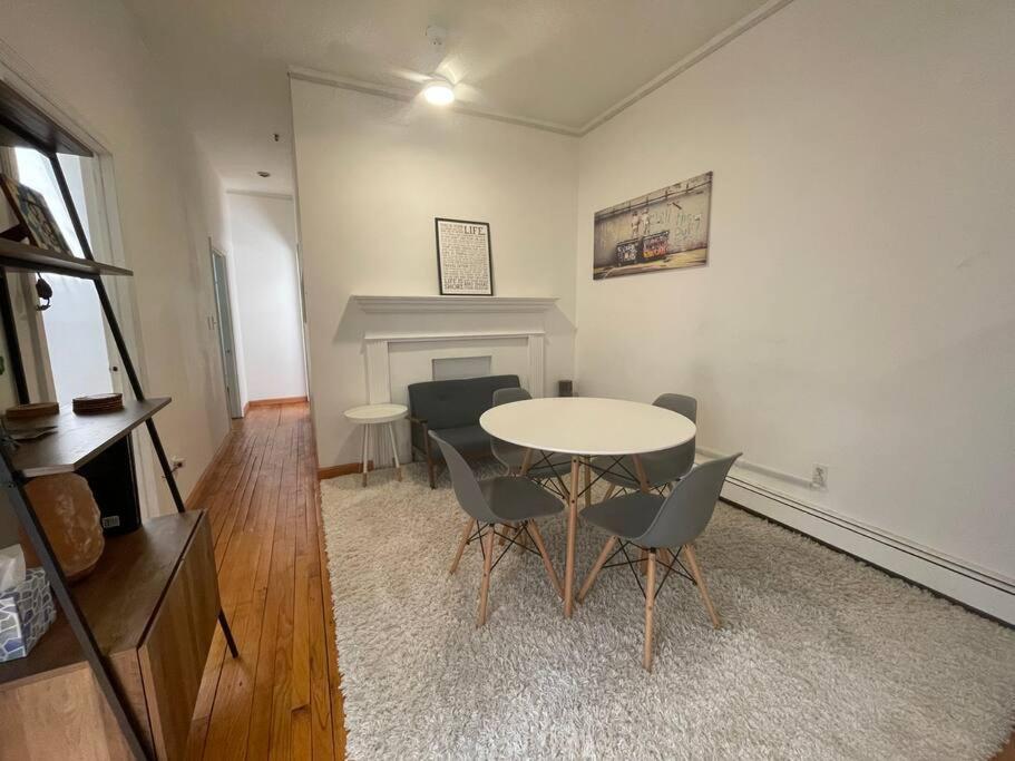 Beautiful & Massive 4 Bdr With Bonus Perks! New York