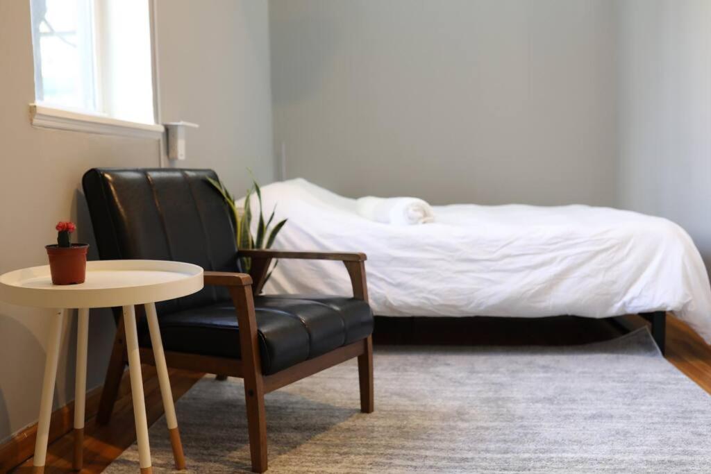 Beautiful & Massive 4 Bdr With Bonus Perks! Apartment New York
