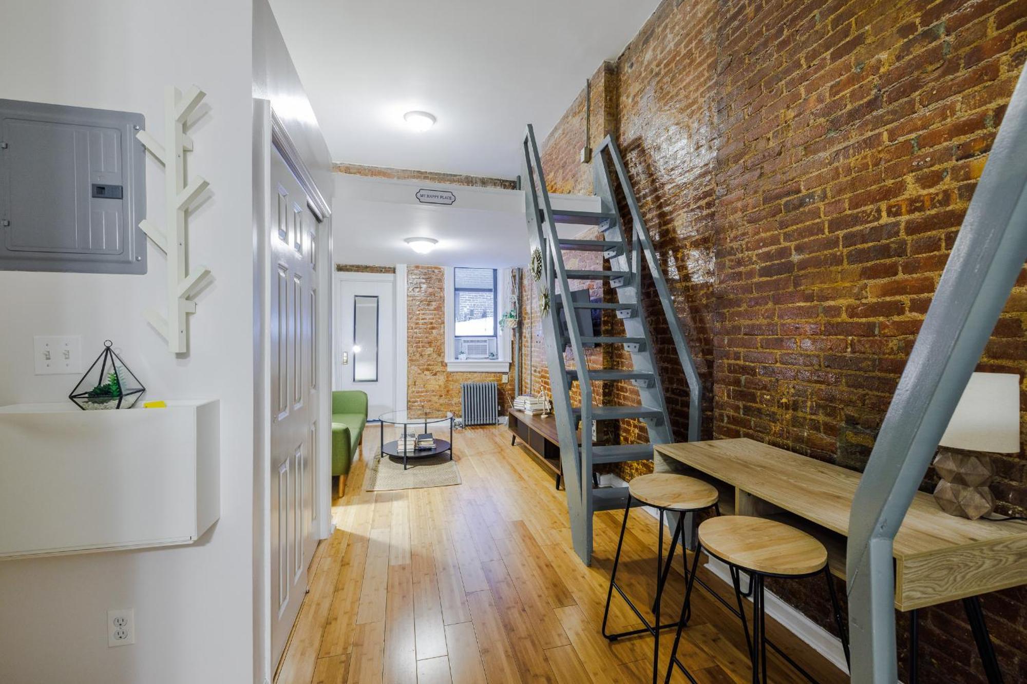 Apartment Experience The Vibrant Energy Of City Living New York
