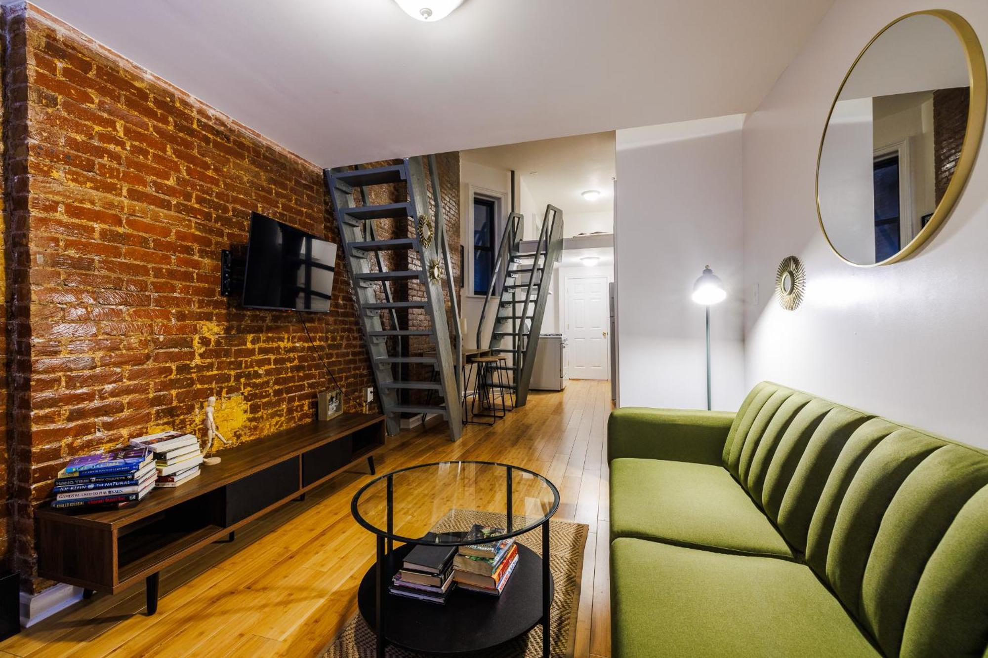 Apartment Experience The Vibrant Energy Of City Living *
