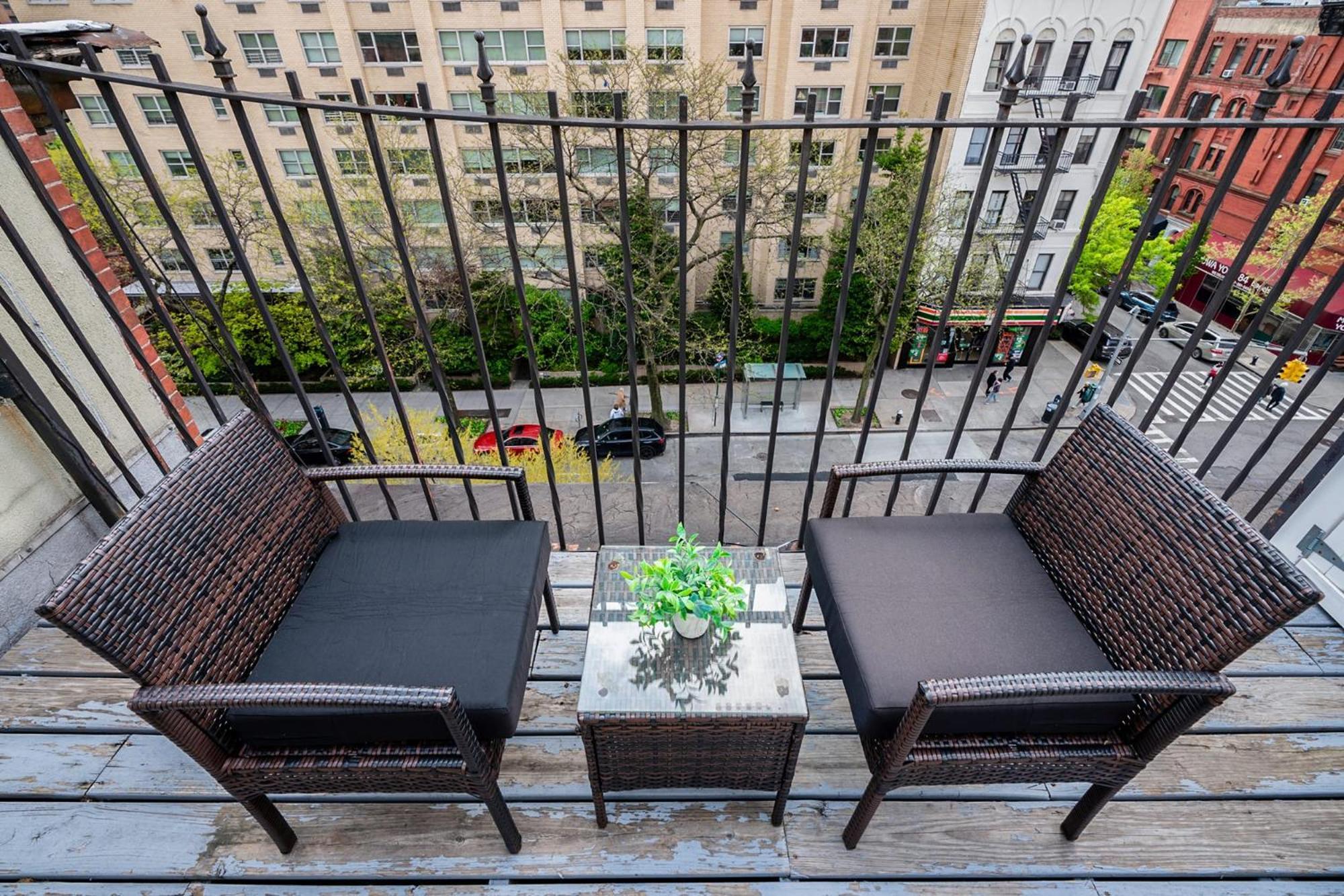 Apartment 1597-phn Ph Duplex -private Outdoor Deck W D