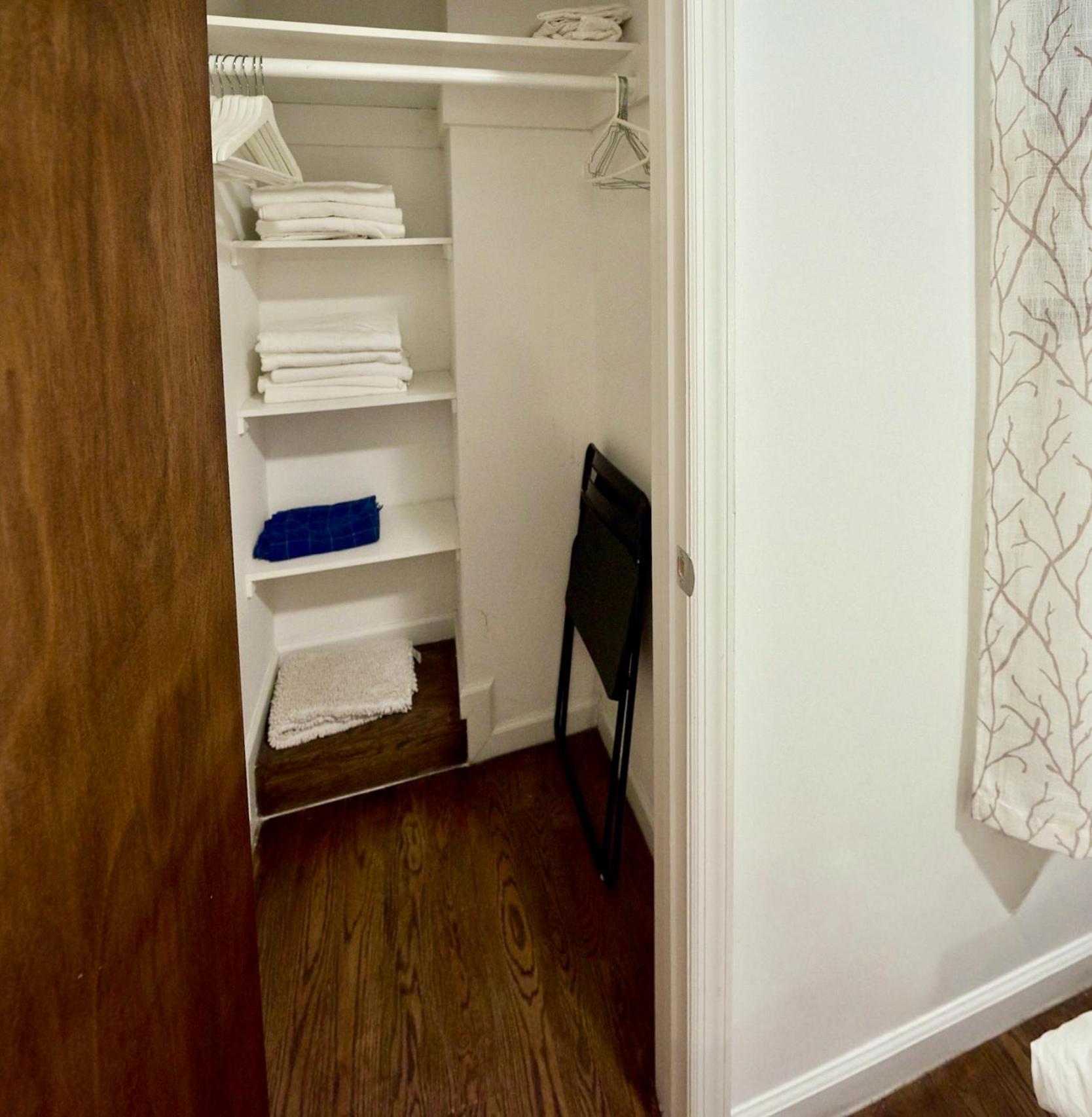2 Bedroom Cozy Unit In Lower Manhattan