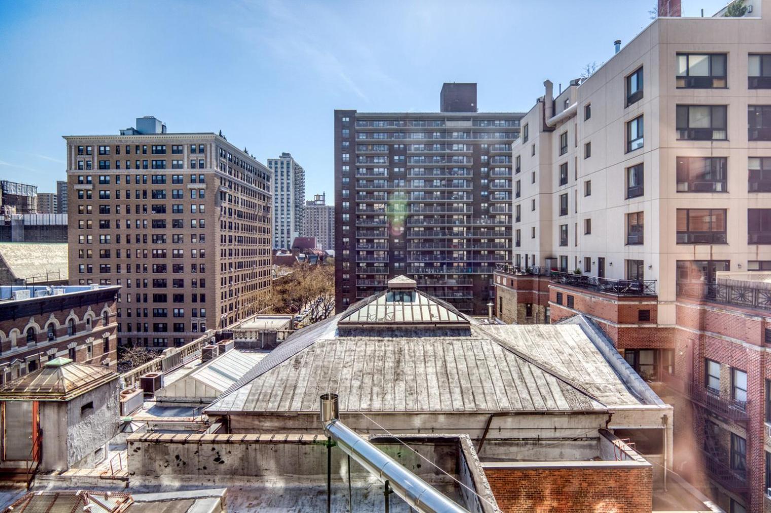 Apartment Uws 1br W Doorman Elevator Nr Park Nyc-777