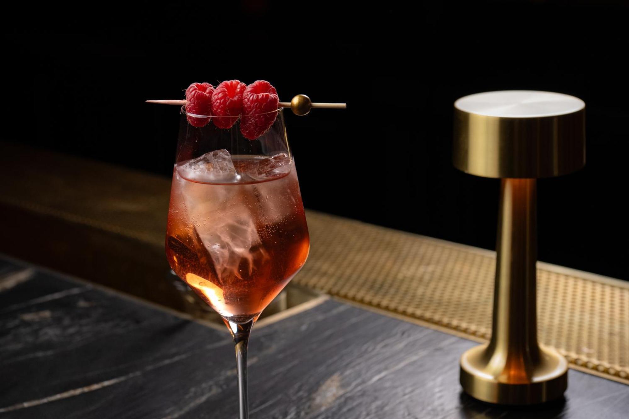 Martinique On Broadway, Curio Collection By Hilton Hotel