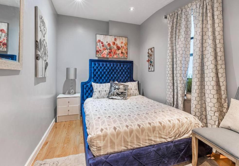 Spacious 4 Bedroom * New York
