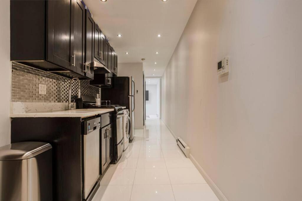 5-bedroom Apartment *