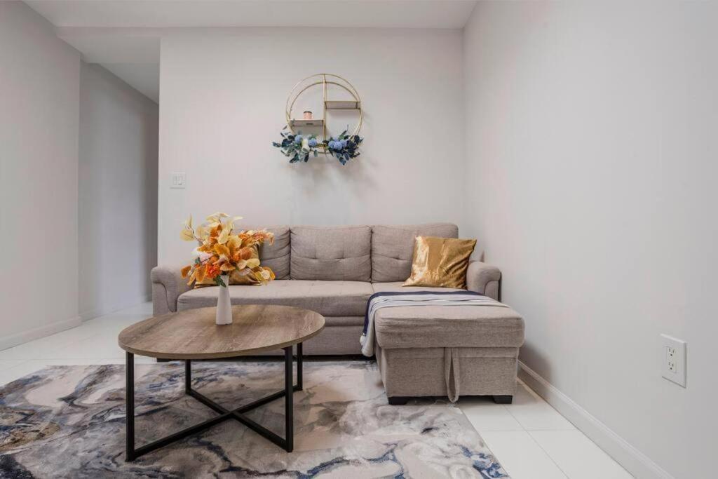 Apartment 5-bedroom New York