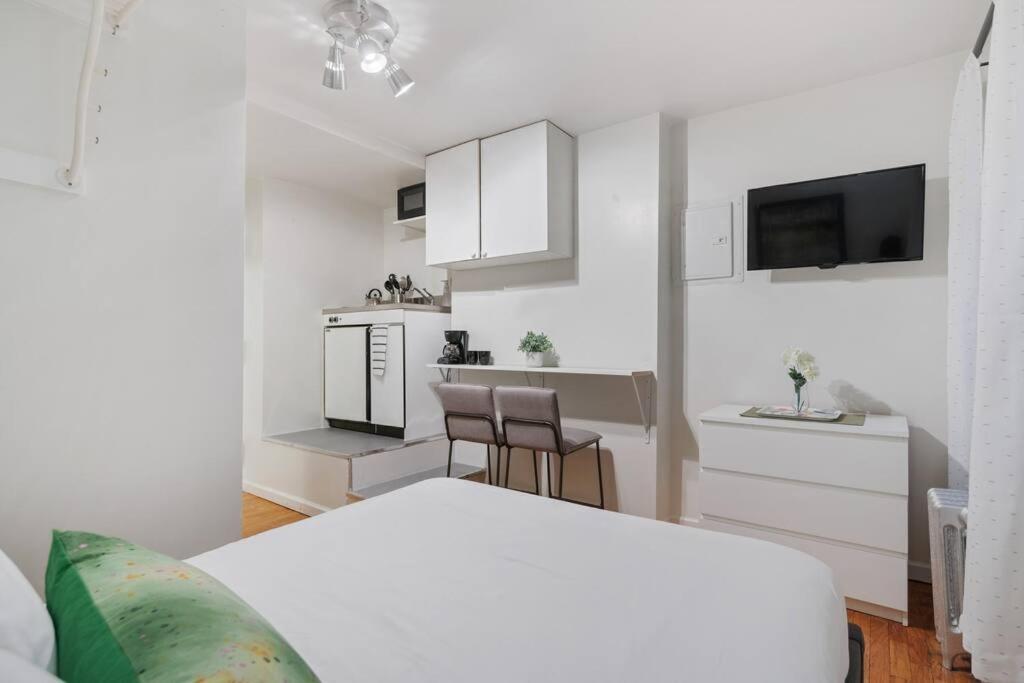 Elevate At Times Square - Cozy In Times Square And Nearby Restaurants Apartment