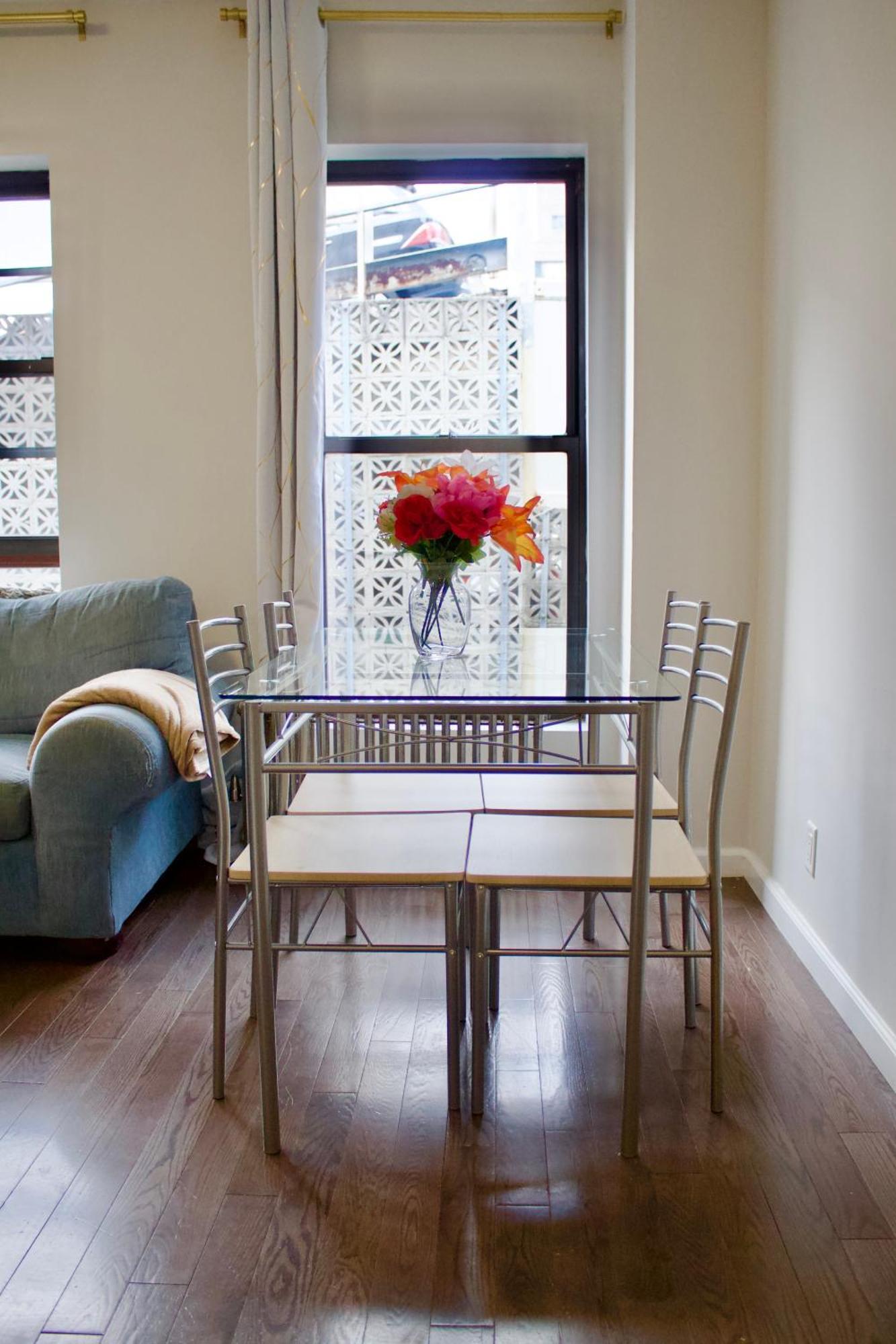 Times Square Manhattan 2br Apartment! Apartment New York