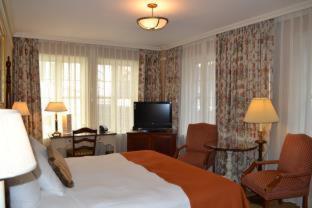 Hotel The Street 3*