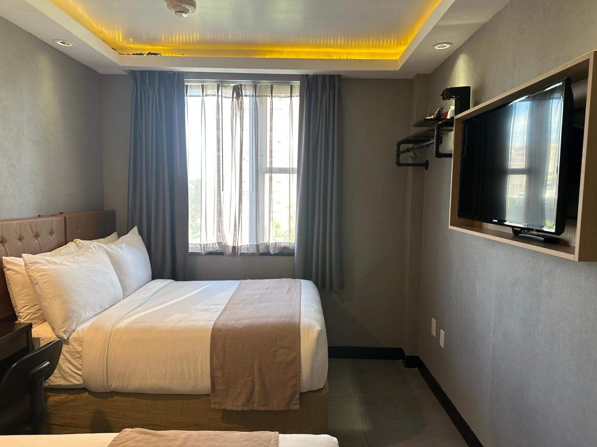 Hotel Madison Les