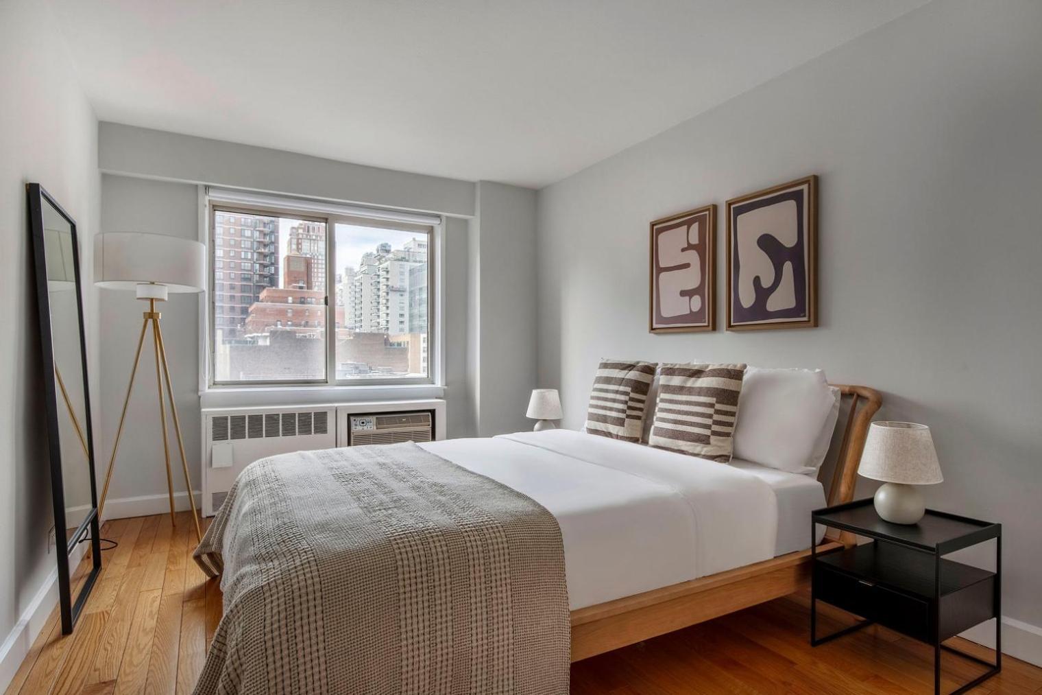 Lenox Hill 2br W Elevator Doorman Nr Art Nyc-1284 Apartment *
