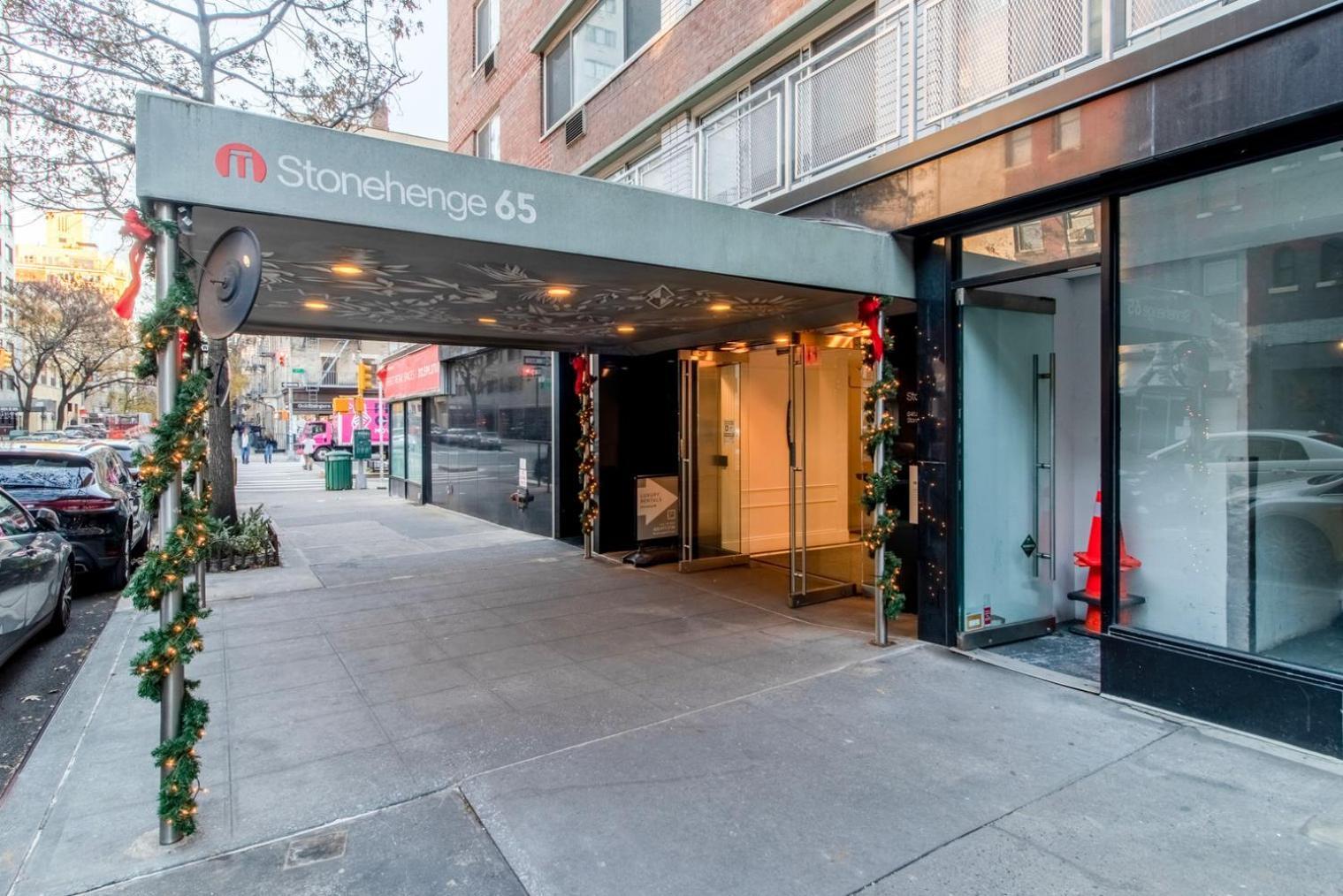 Apartment Lenox Hill 2br W Elevator Doorman Nr Art Nyc-1284 *