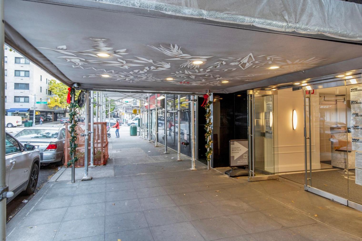 Lenox Hill 2br W Elevator Doorman Nr Art Nyc-1284
