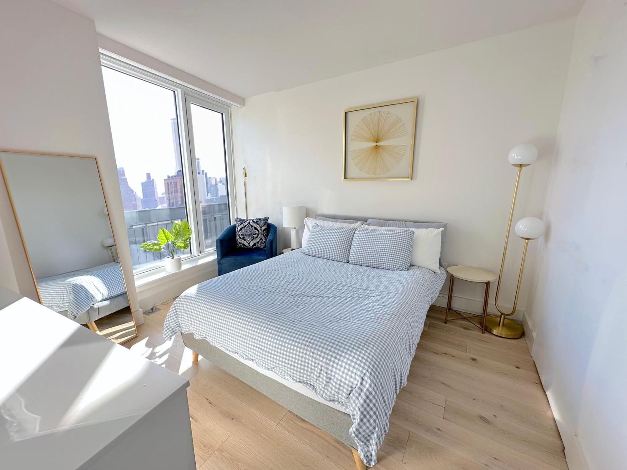 Apartment Large 1 Bedroom - Private Balcony - Luxury Building - Manhattan