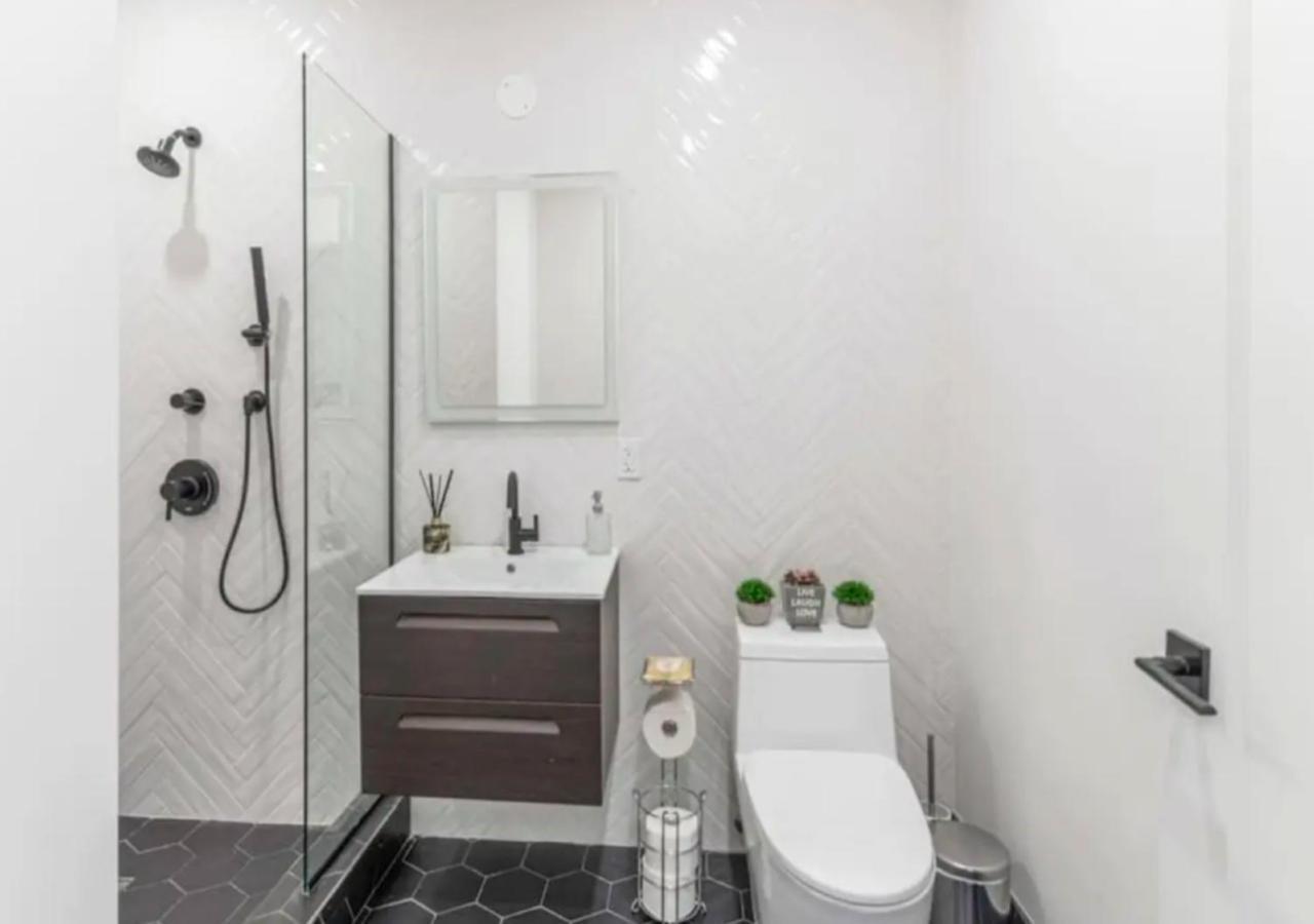 Cozy Studio At Ues * New York