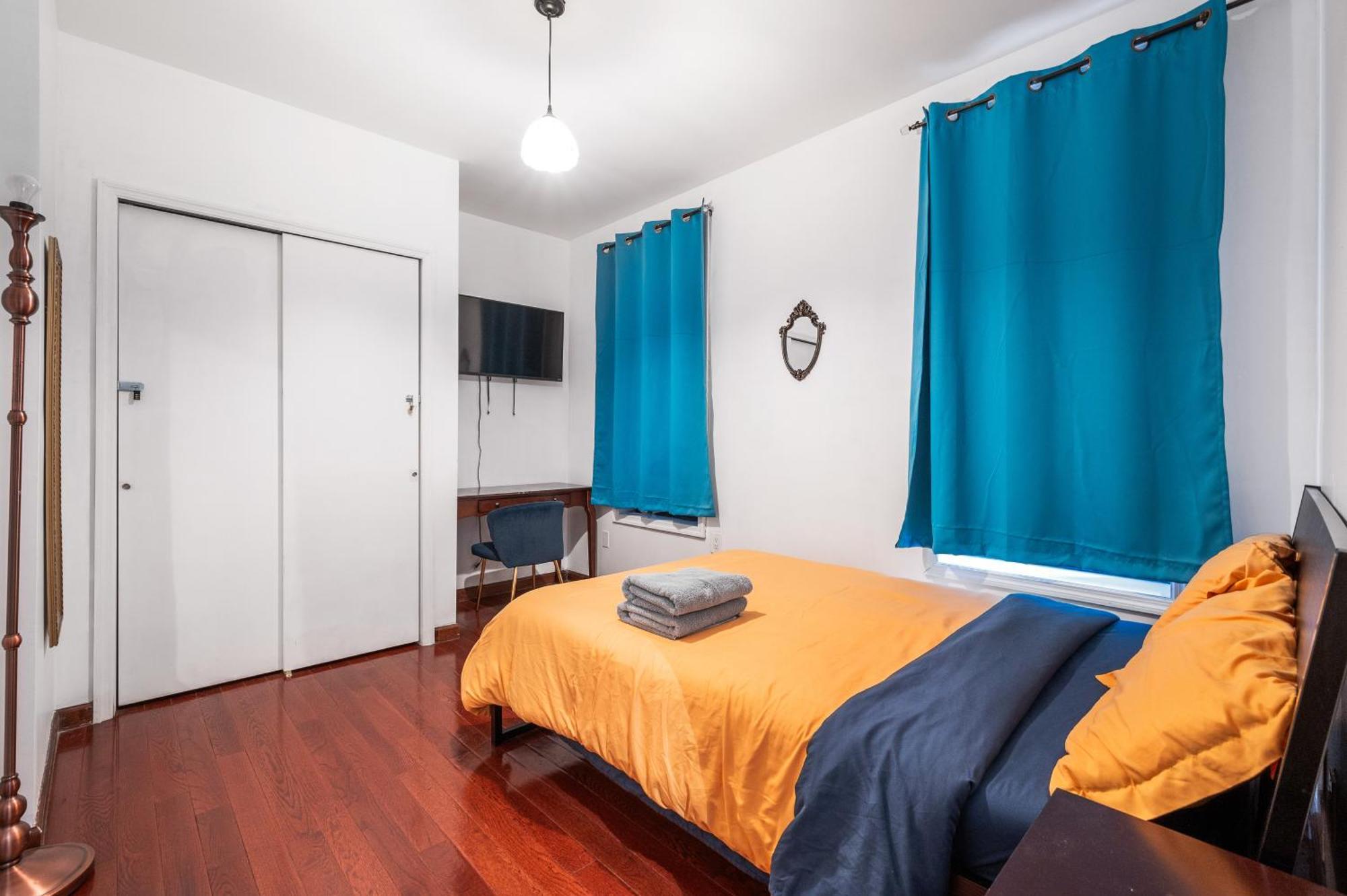 Apartment Lower East Side Vintage Cozy 2bedroom *